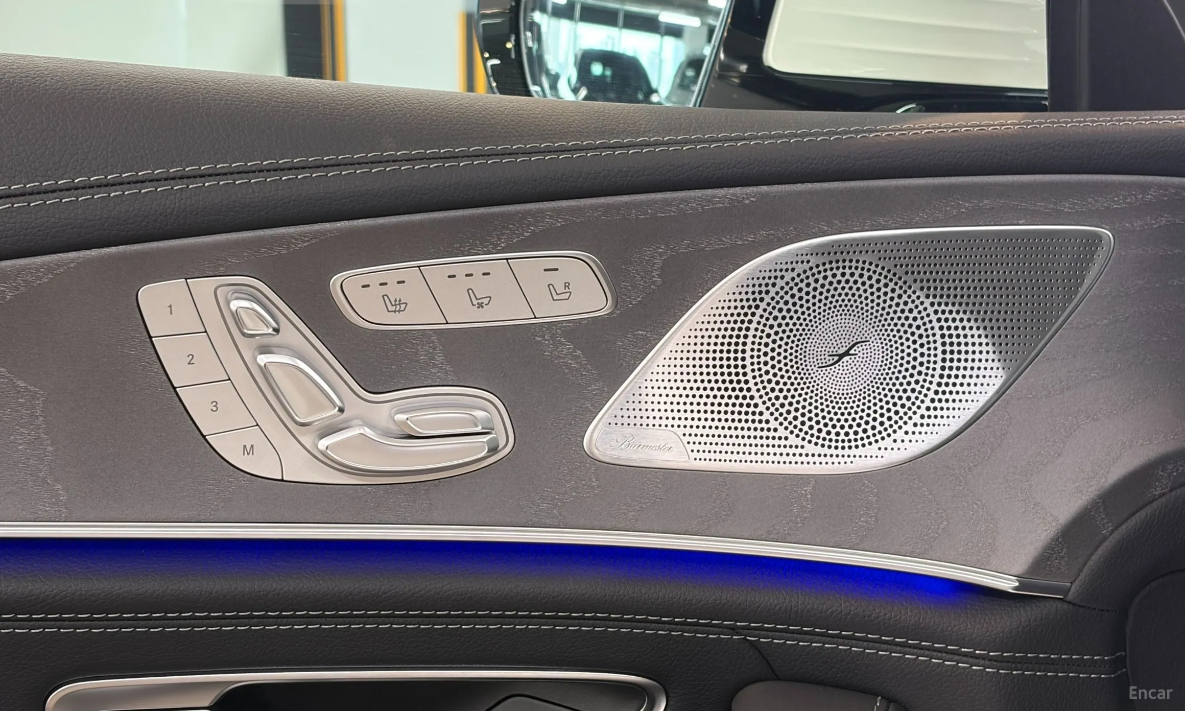 Mercedes Benz AMG GT превью 15