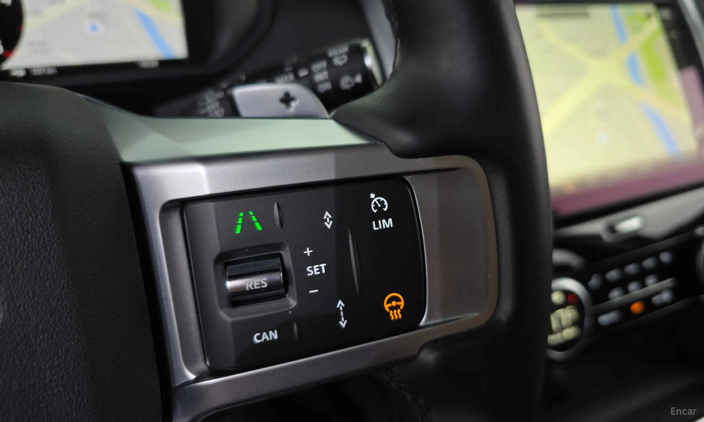 Land Rover Discovery 5 превью 16