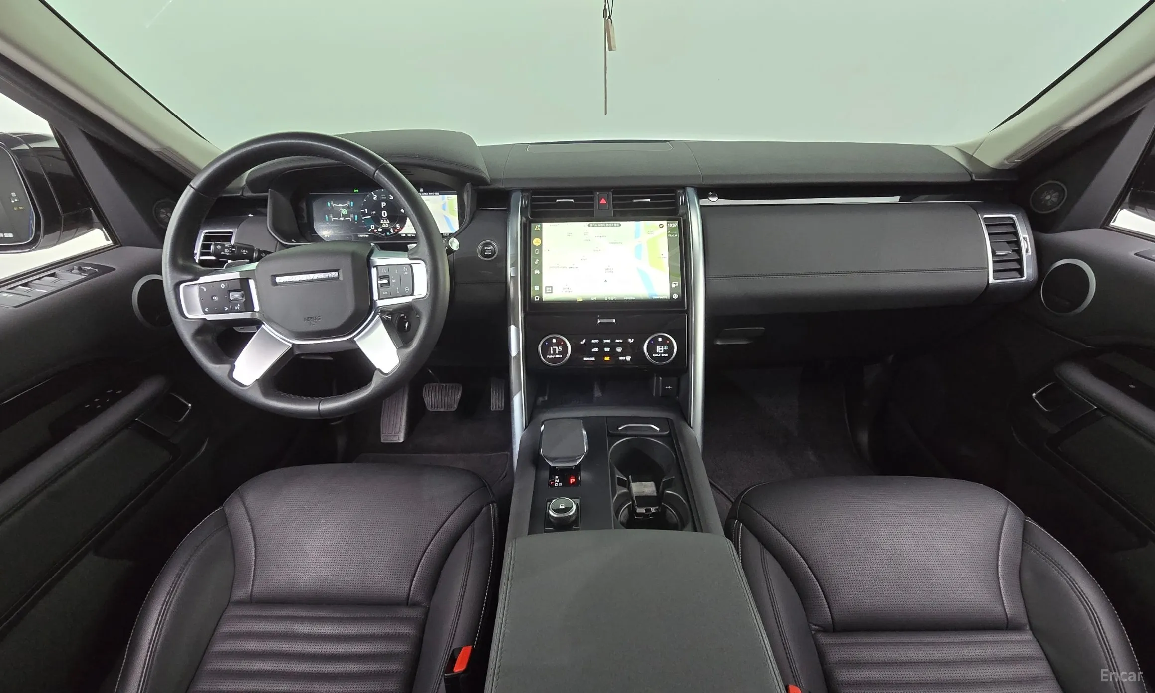 Land Rover Discovery 5 превью 7