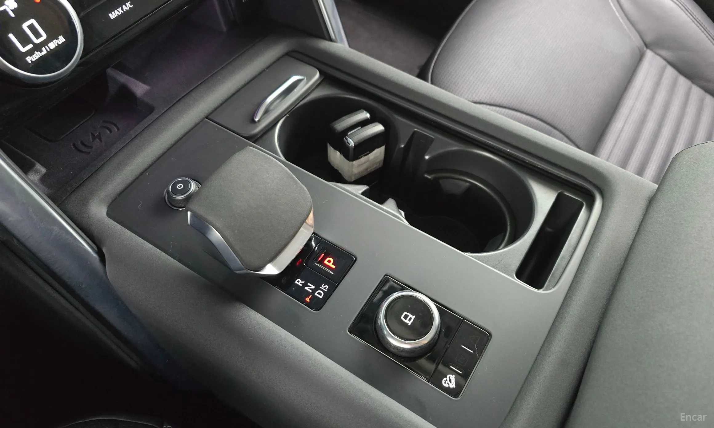 Land Rover Discovery 5 превью 9
