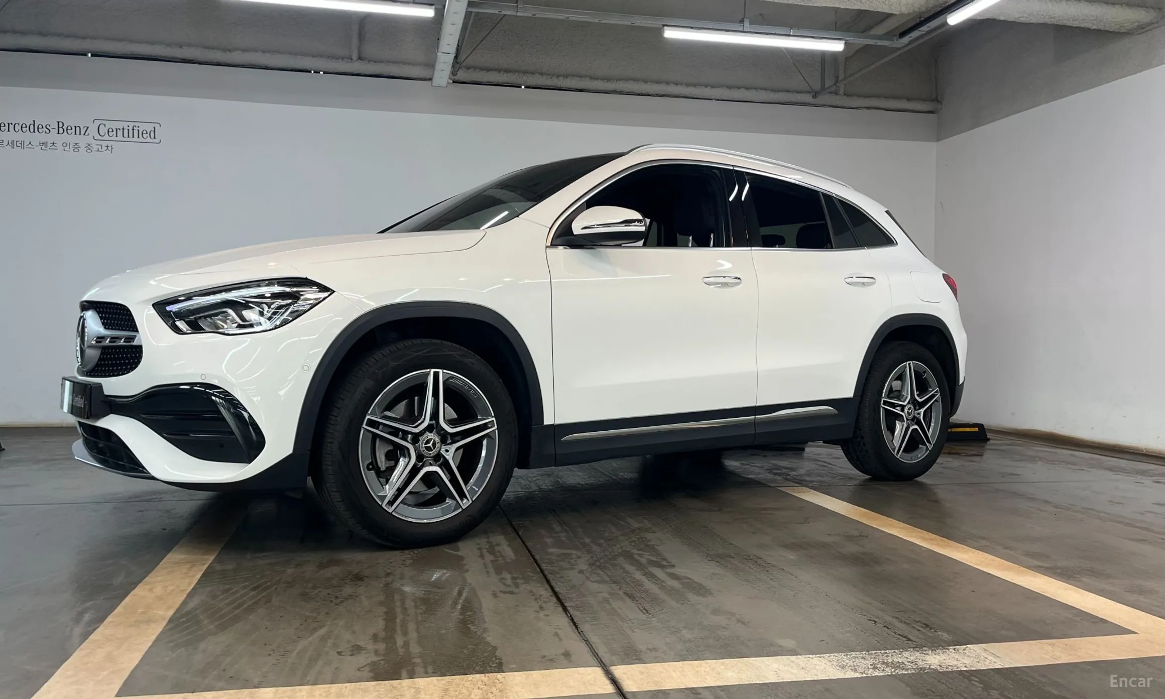 Mercedes Benz GLA-Class H247