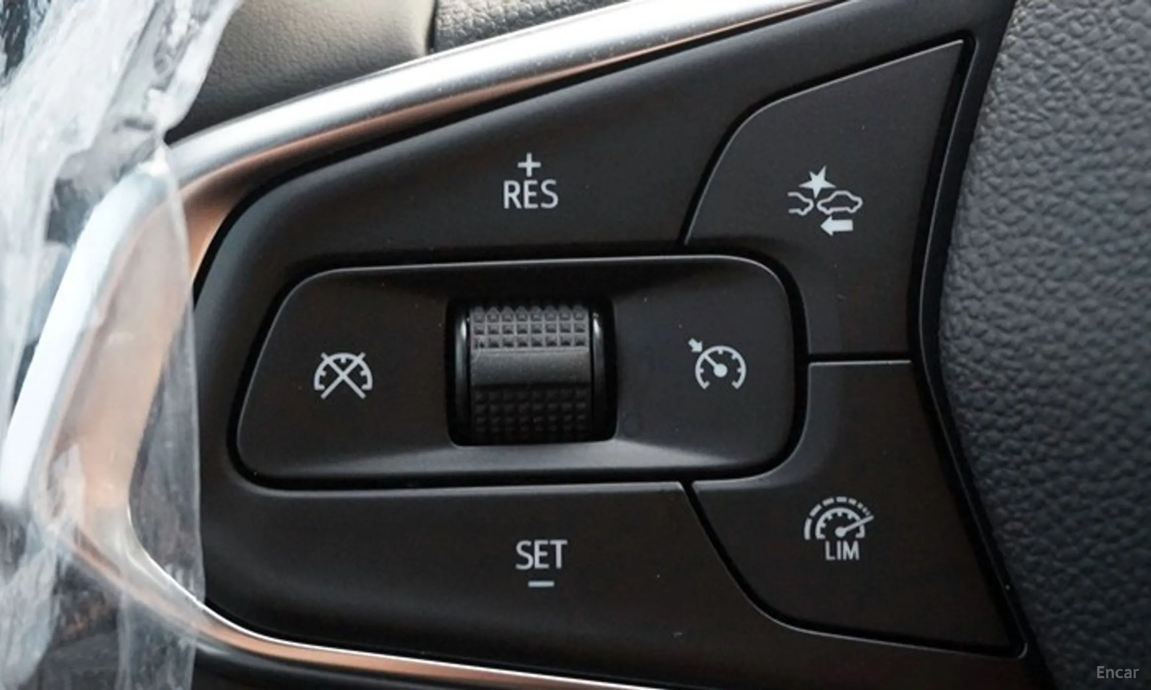 Chevrolet (GM Daewoo) Trax Crossover превью 13