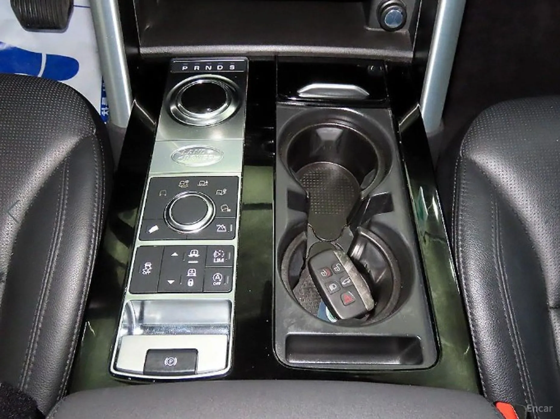 Land Rover Discovery 5 превью 12