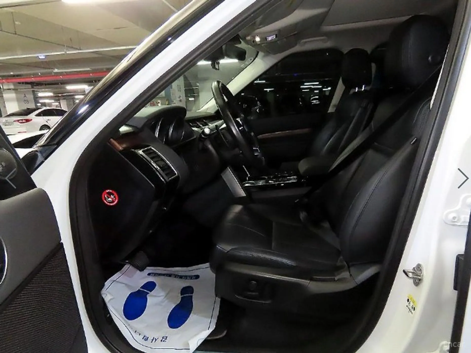 Land Rover Discovery 5 превью 6