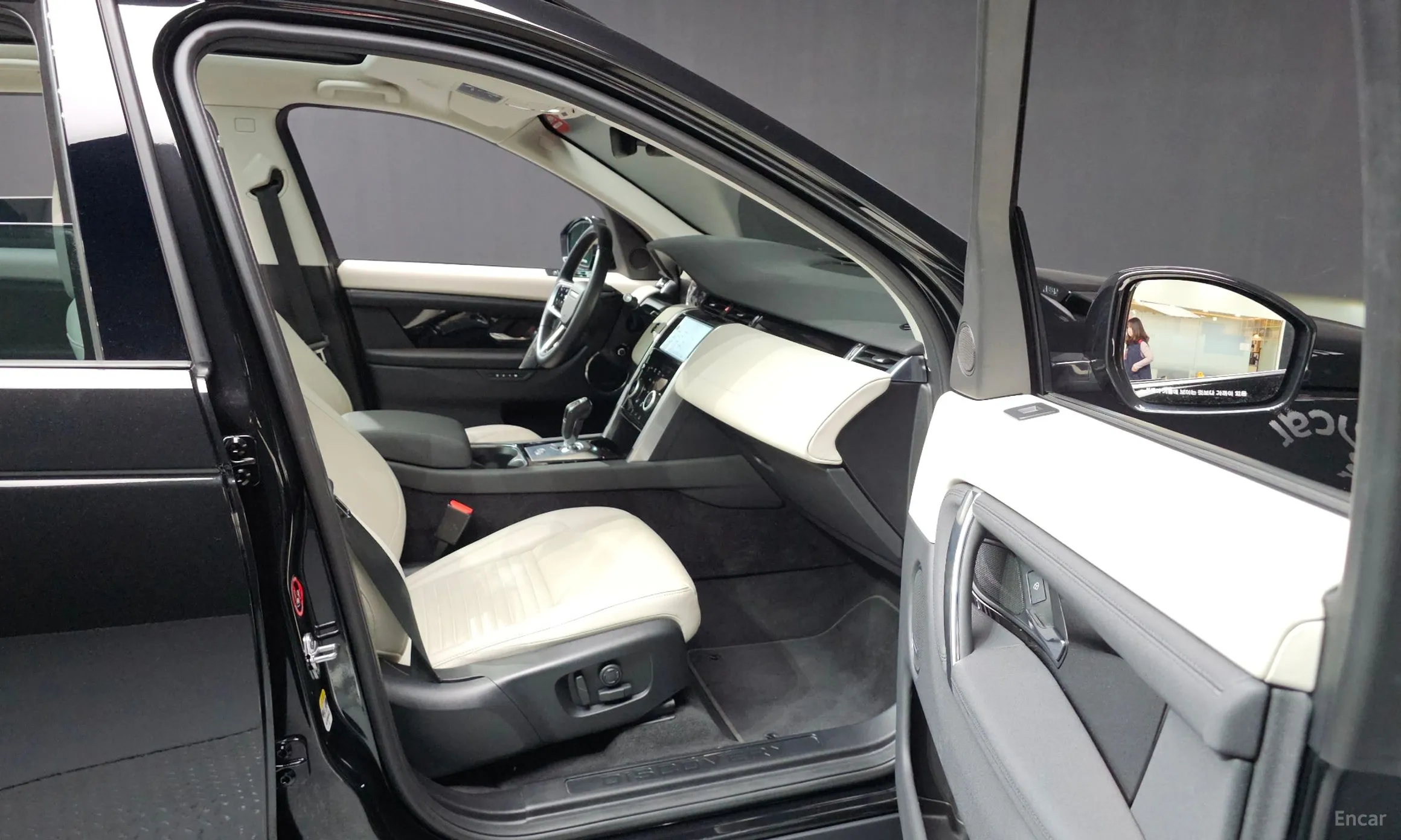 Land Rover Discovery Sports превью 18