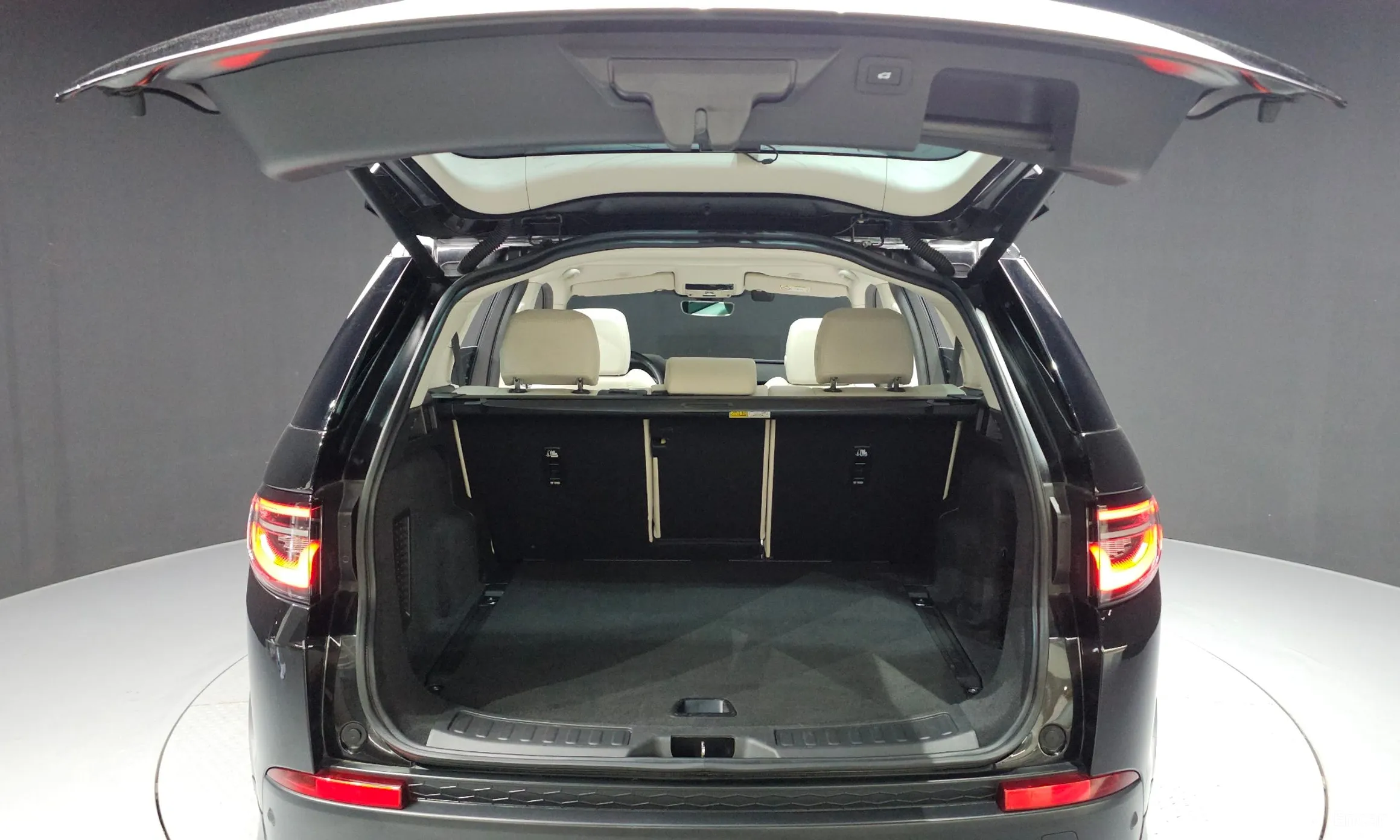 Land Rover Discovery Sports превью 20