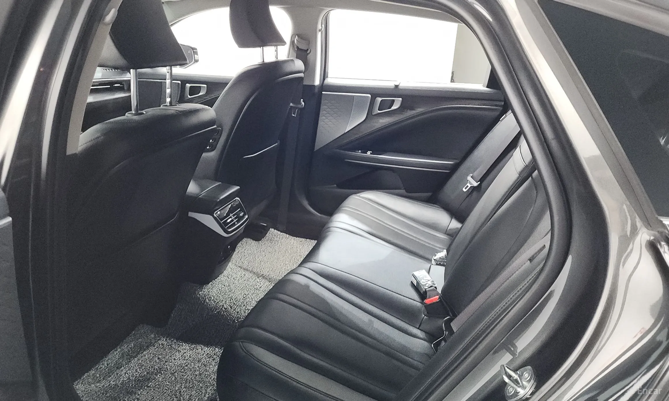 Kia K8 превью 18