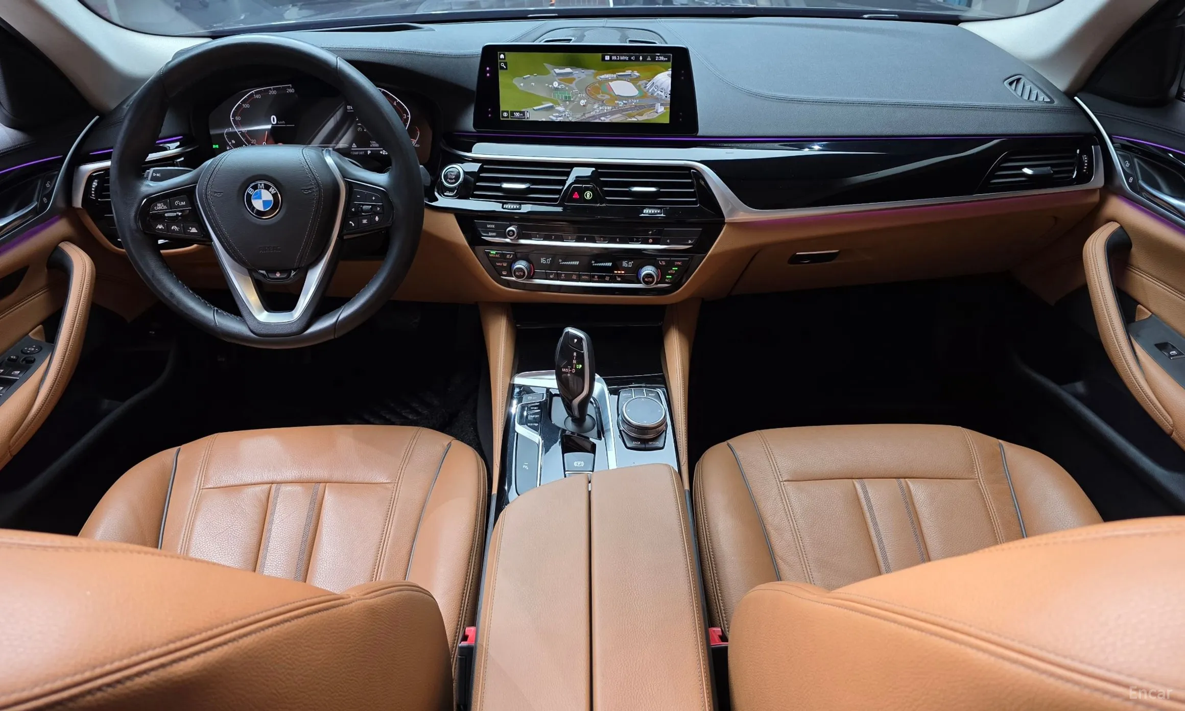 BMW 5 Series (G30) превью 7