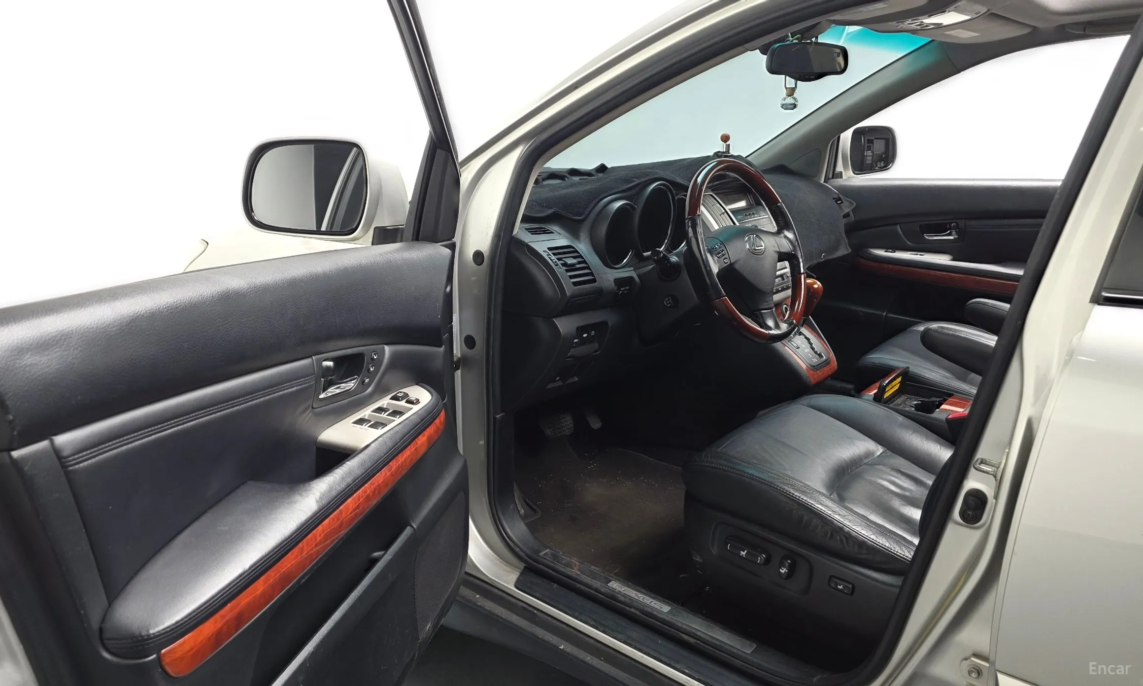 Lexus RX330 превью 10