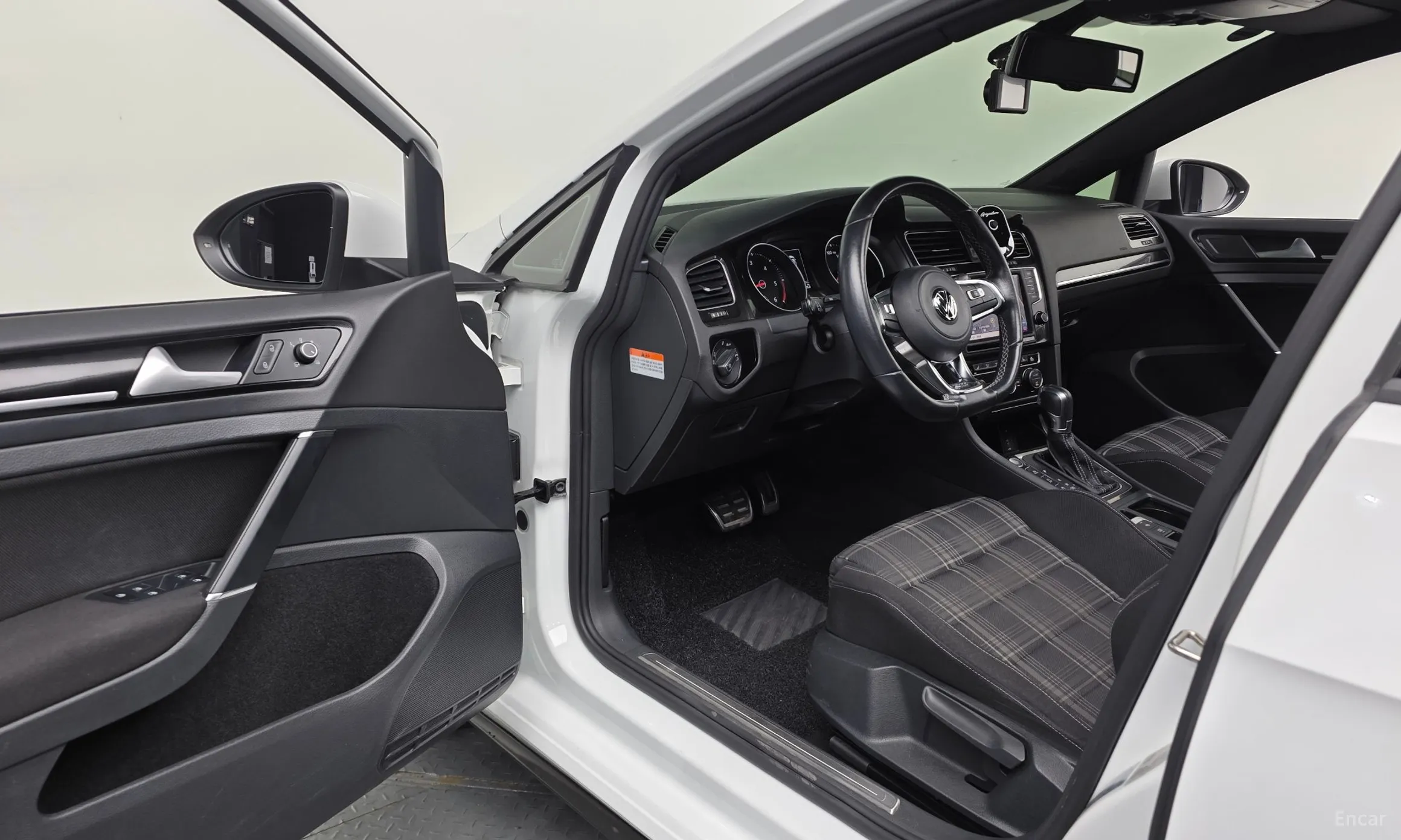 Volkswagen Golf 7th Generation превью 10
