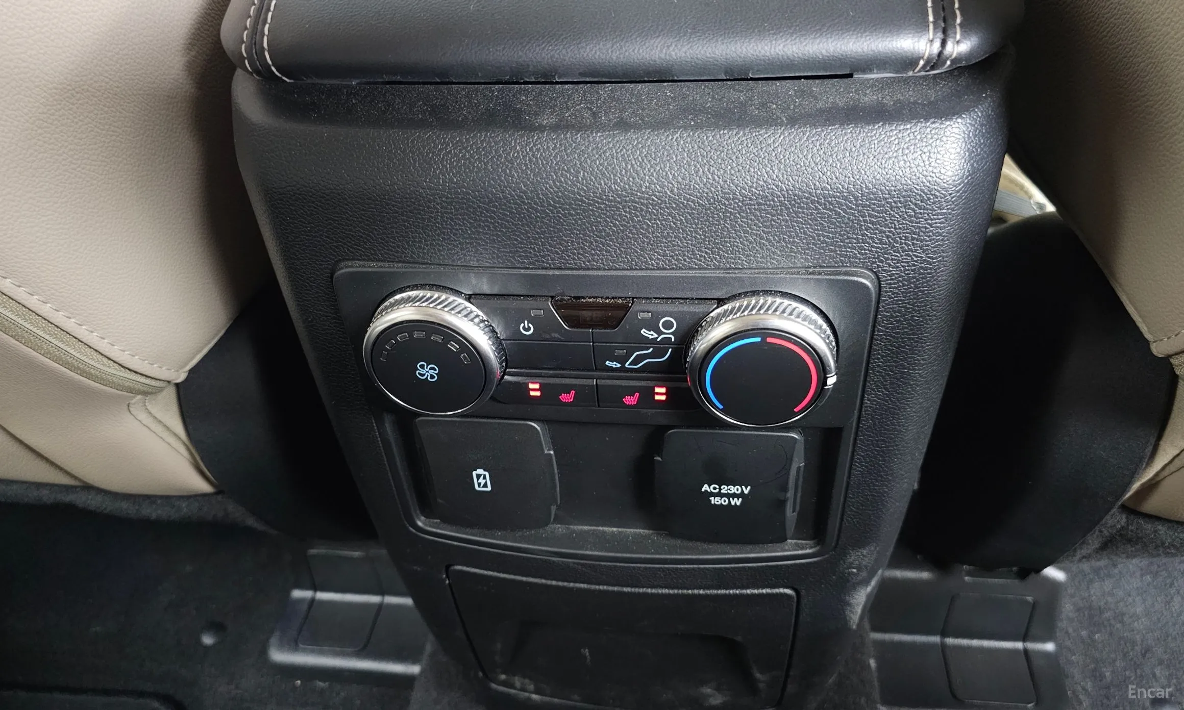 Ford Explorer 6th Generation превью 19