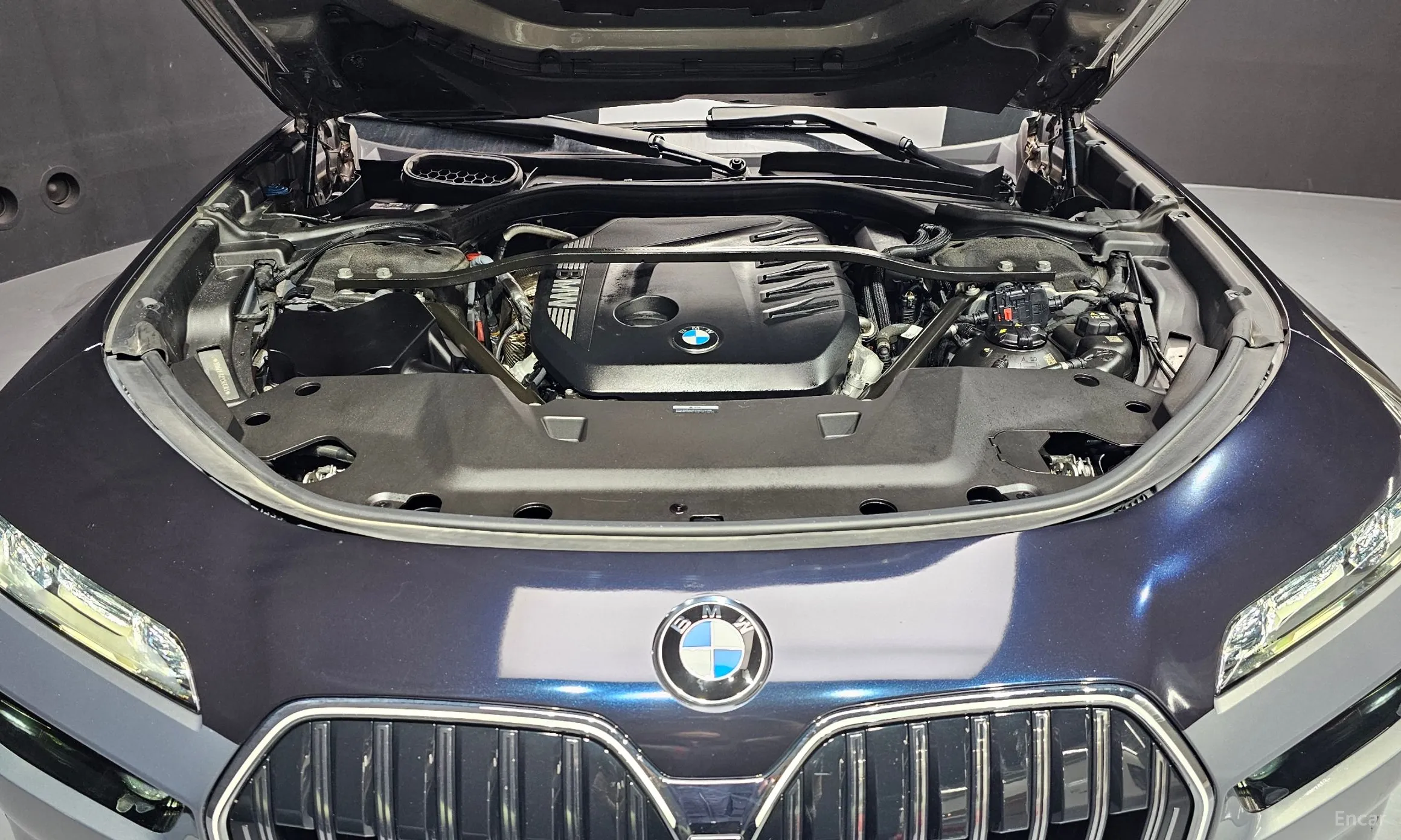 BMW 7 Series (G70) превью 6