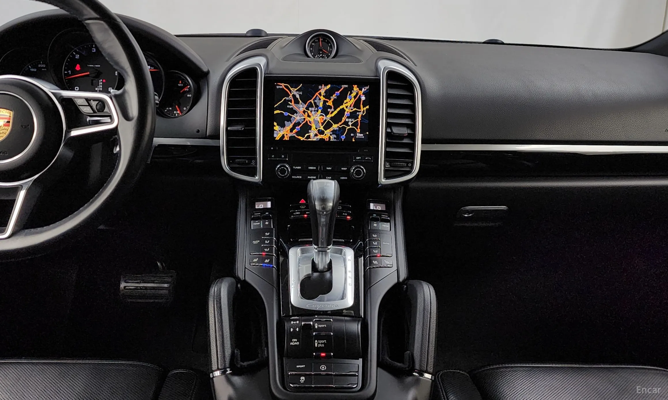 Porsche New Cayenne превью 14