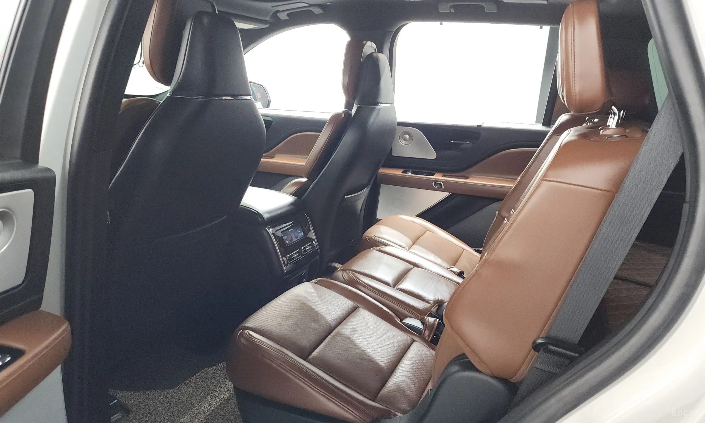 Lincoln Aviator 2nd Generation превью 17
