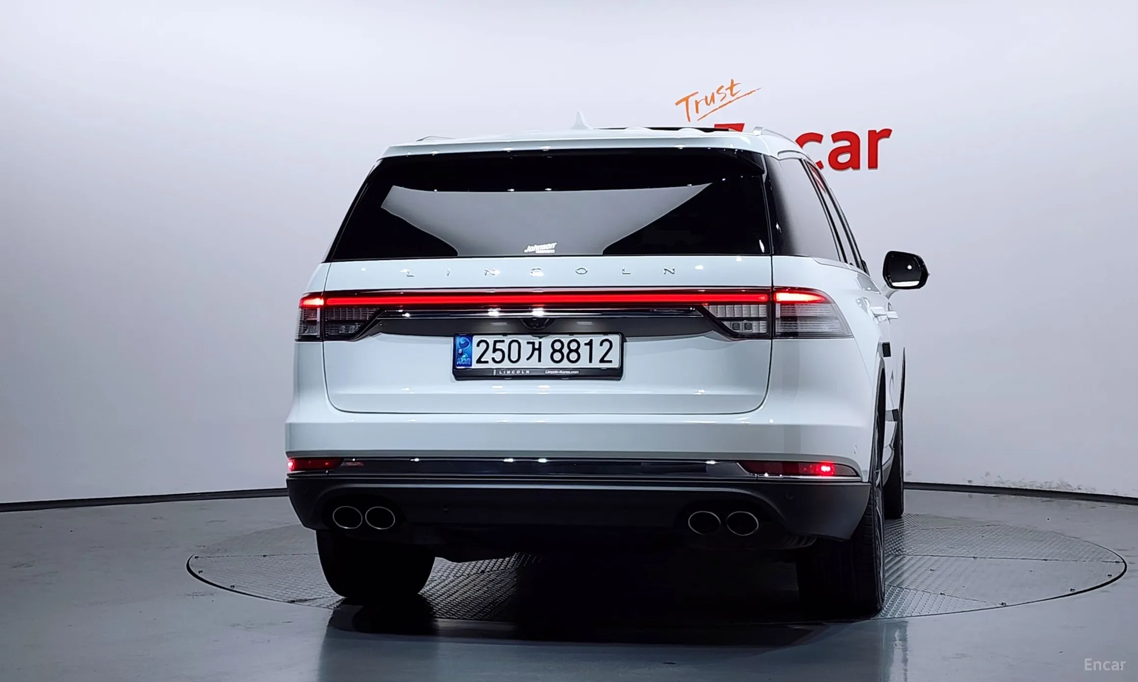 Lincoln Aviator 2nd Generation превью 4