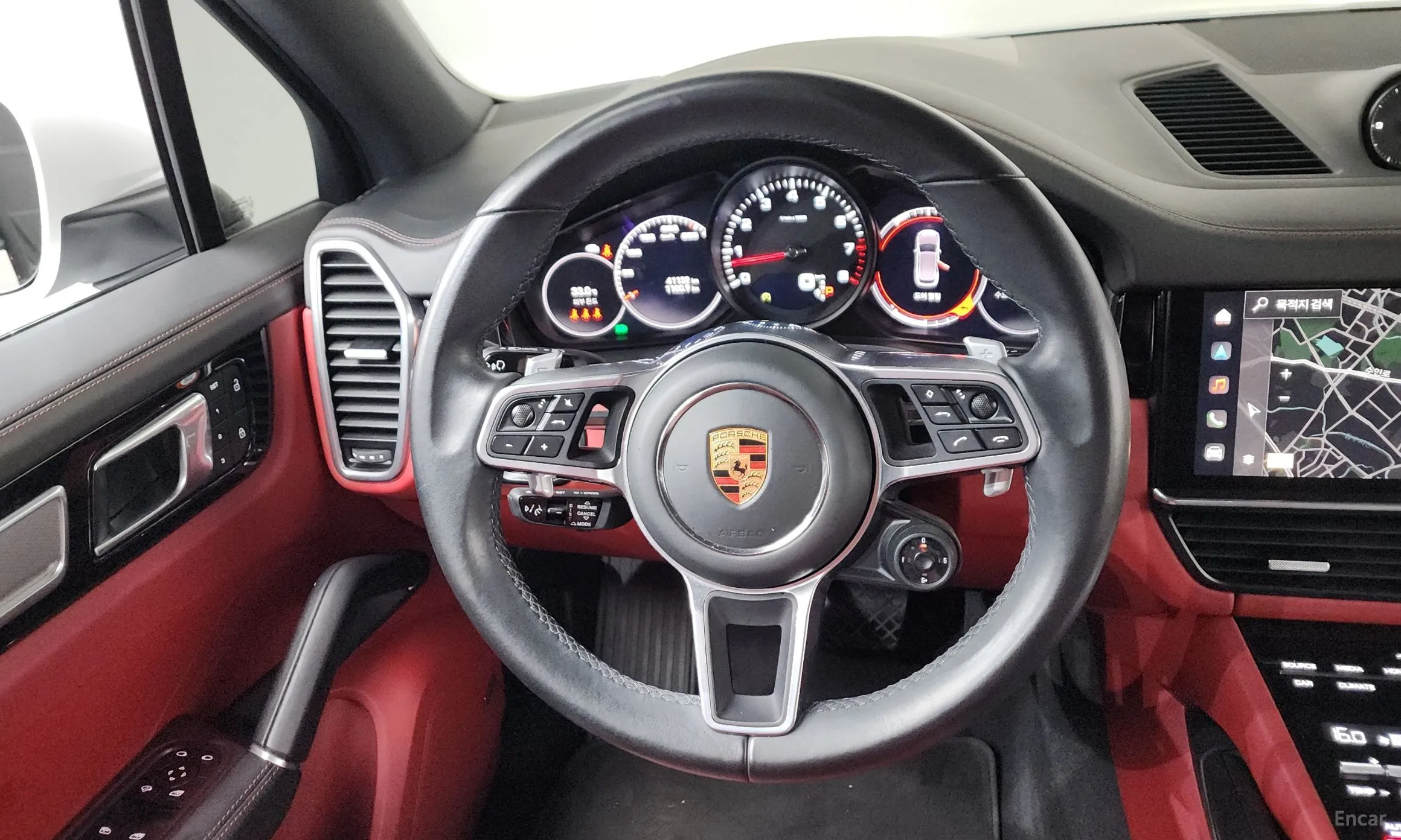 Porsche Cayenne (PO536) превью 13