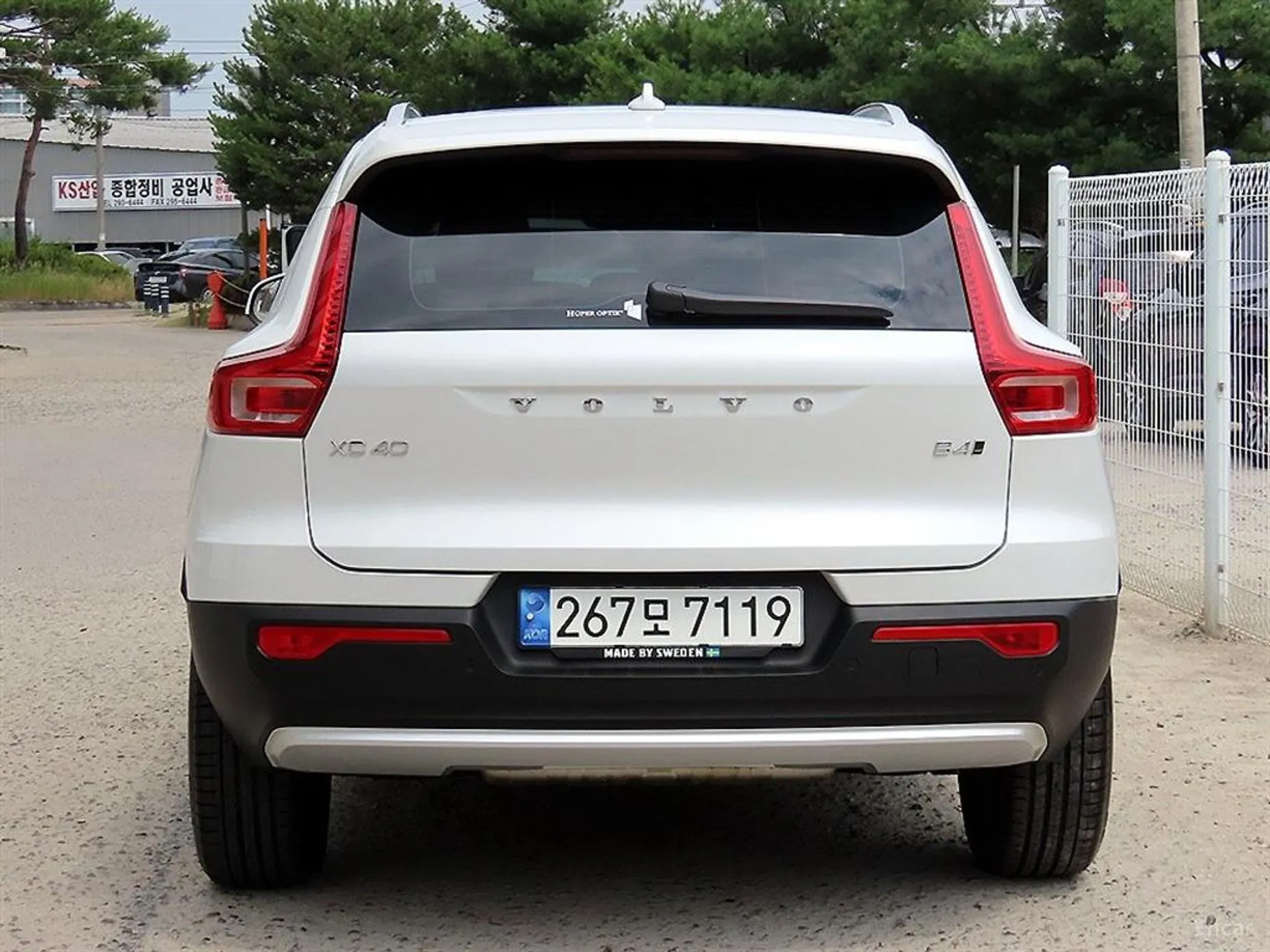 Volvo XC40 превью 4