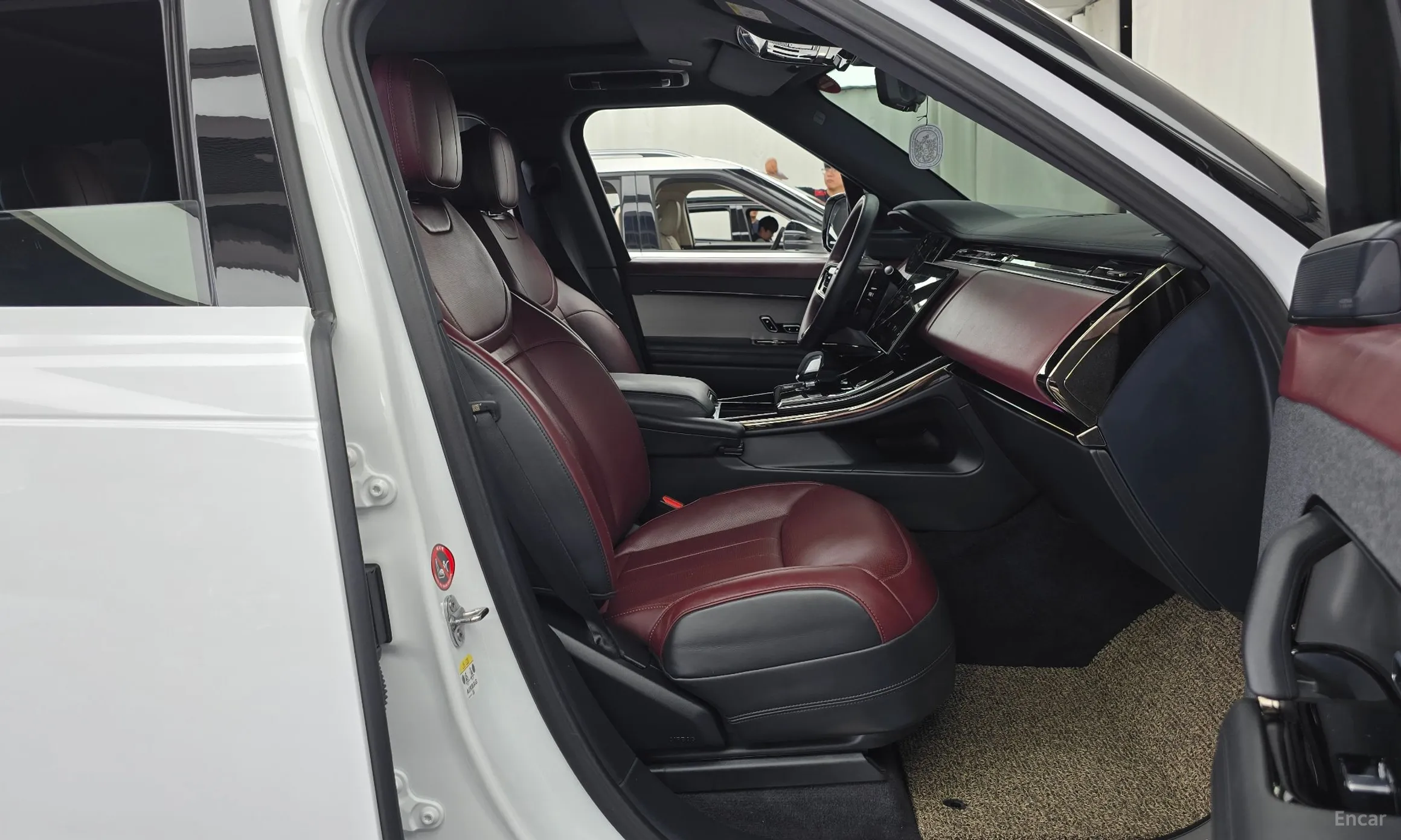 Land Rover Range Rover Sport 3rd Generation превью 11