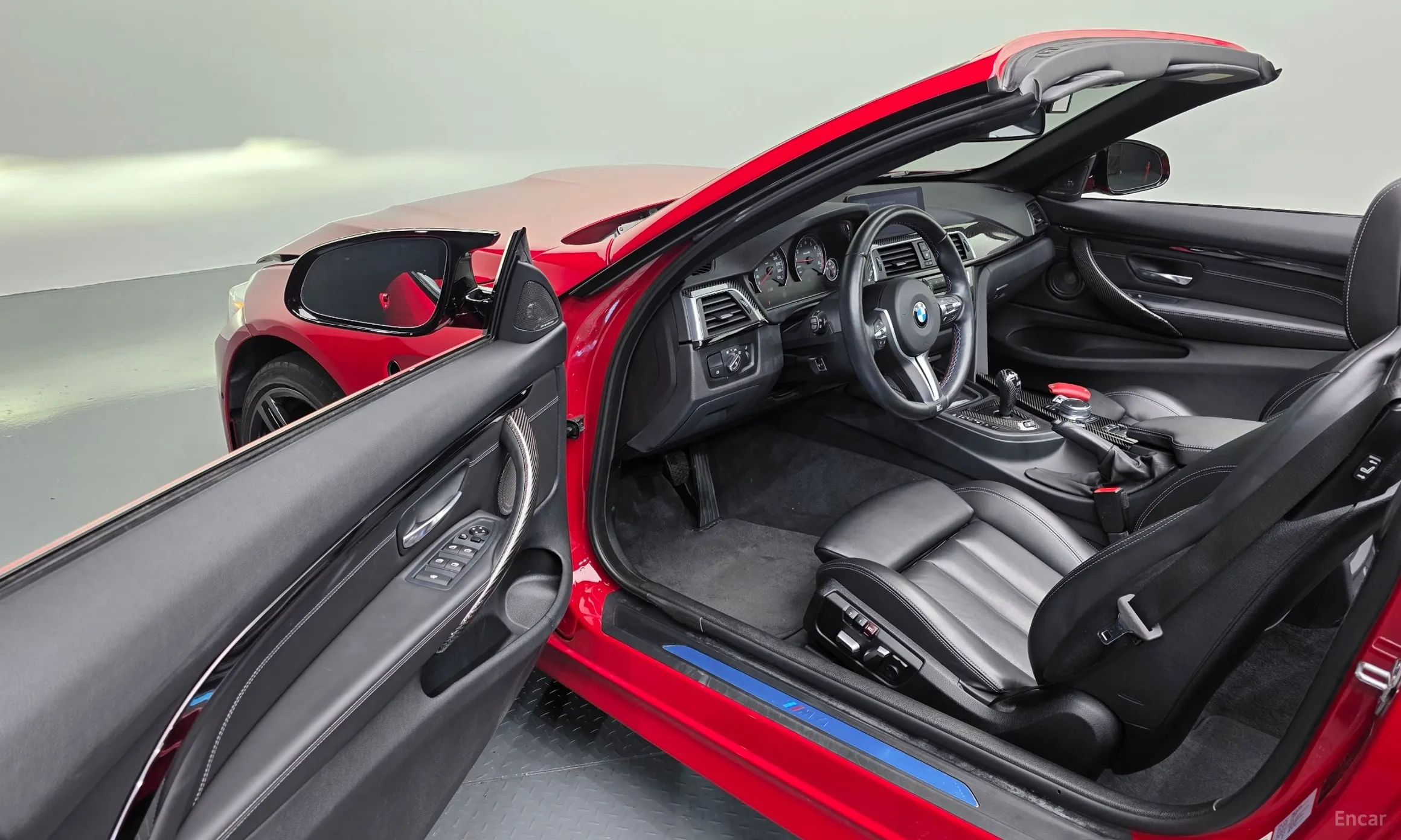 BMW M4 (F82) превью 10
