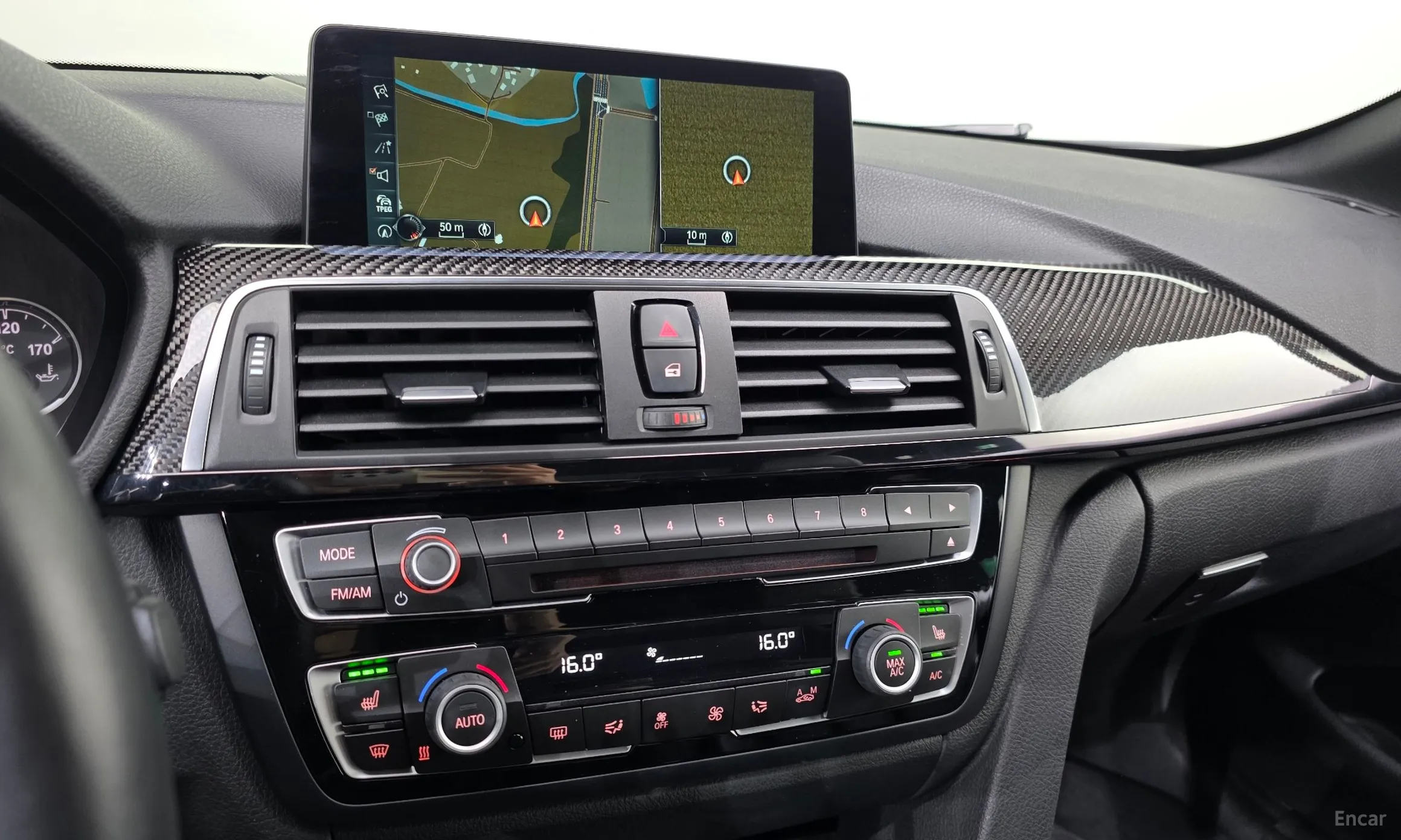 BMW M4 (F82) превью 13
