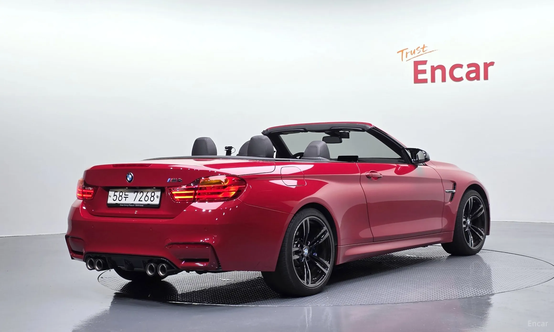 BMW M4 (F82)