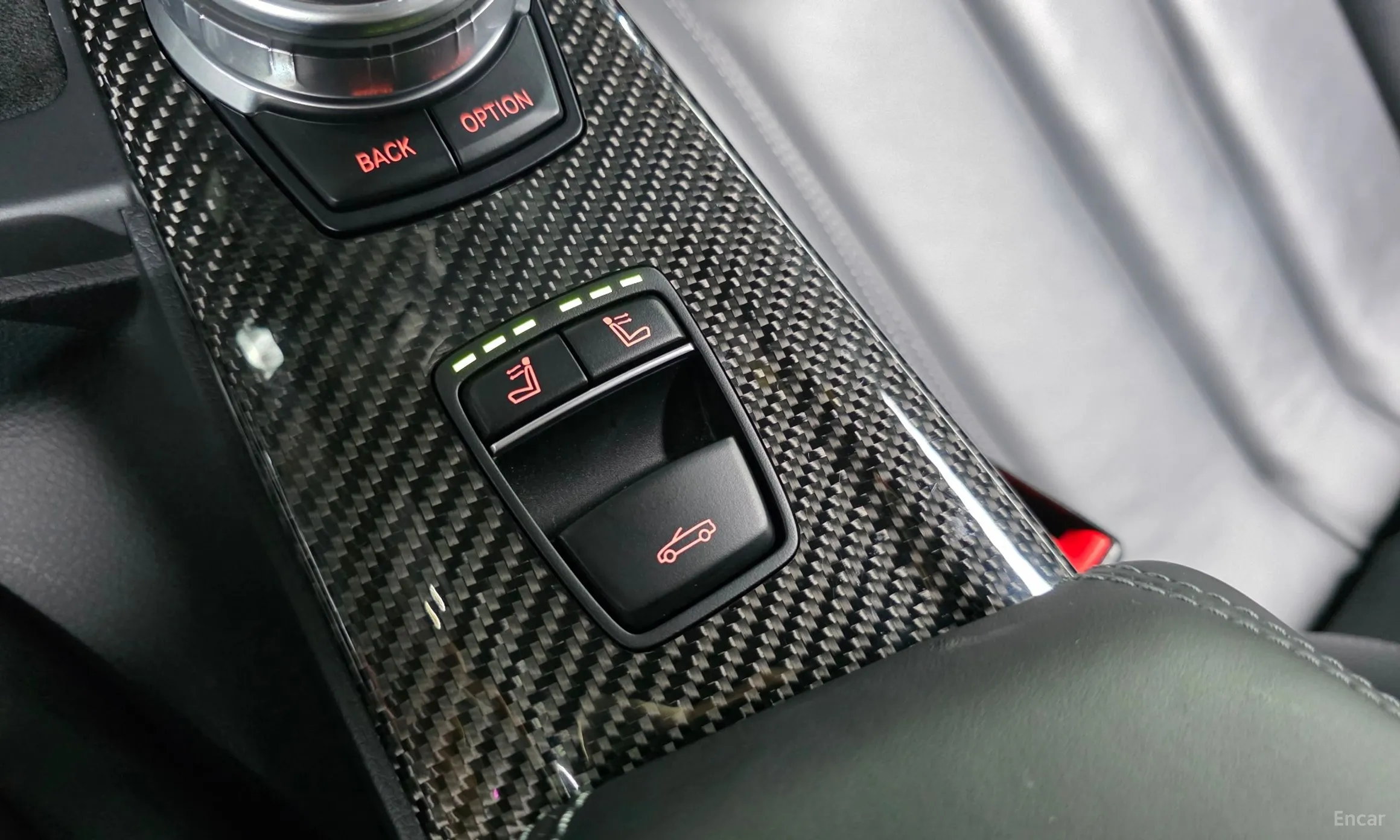 BMW M4 (F82) превью 18