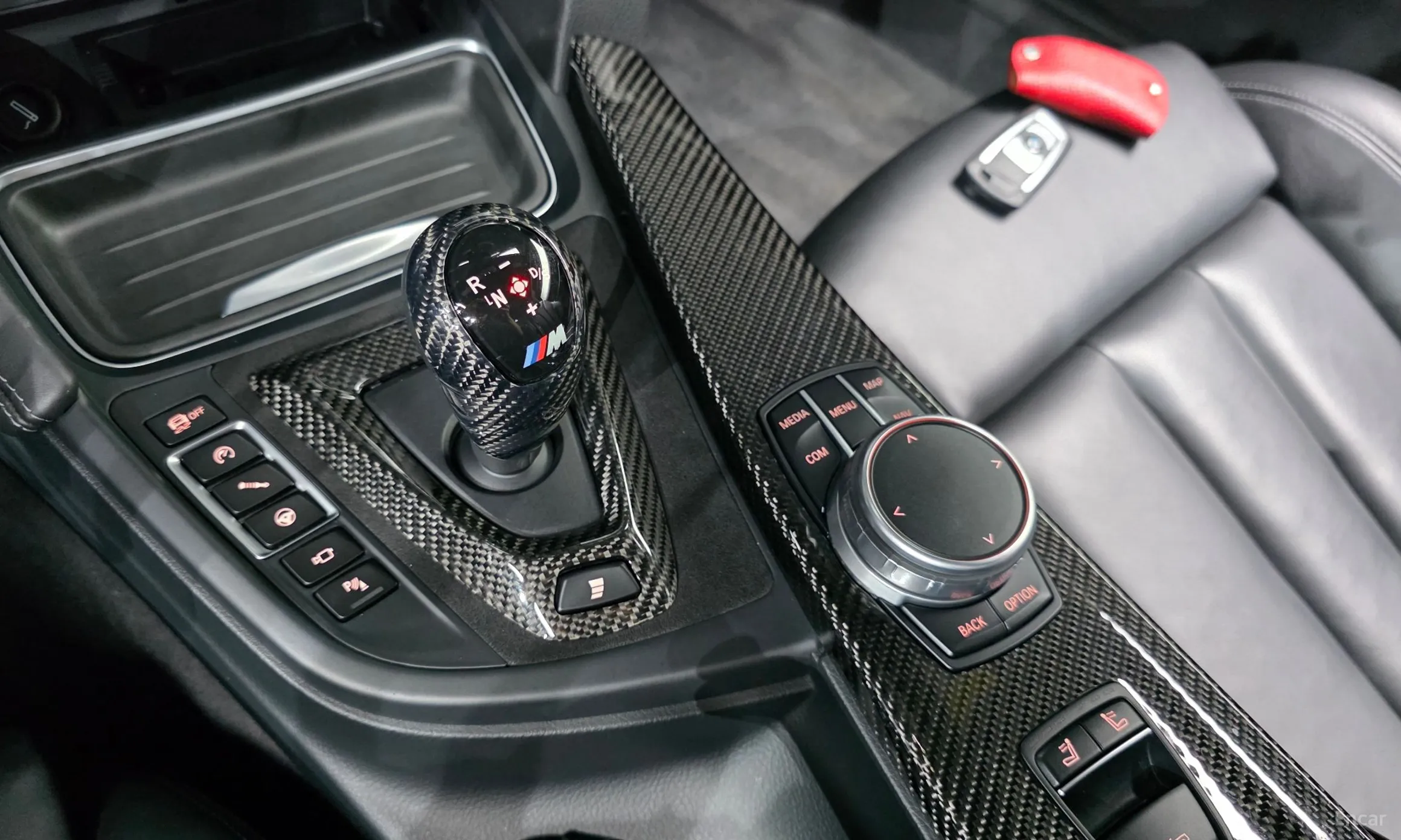 BMW M4 (F82) превью 9