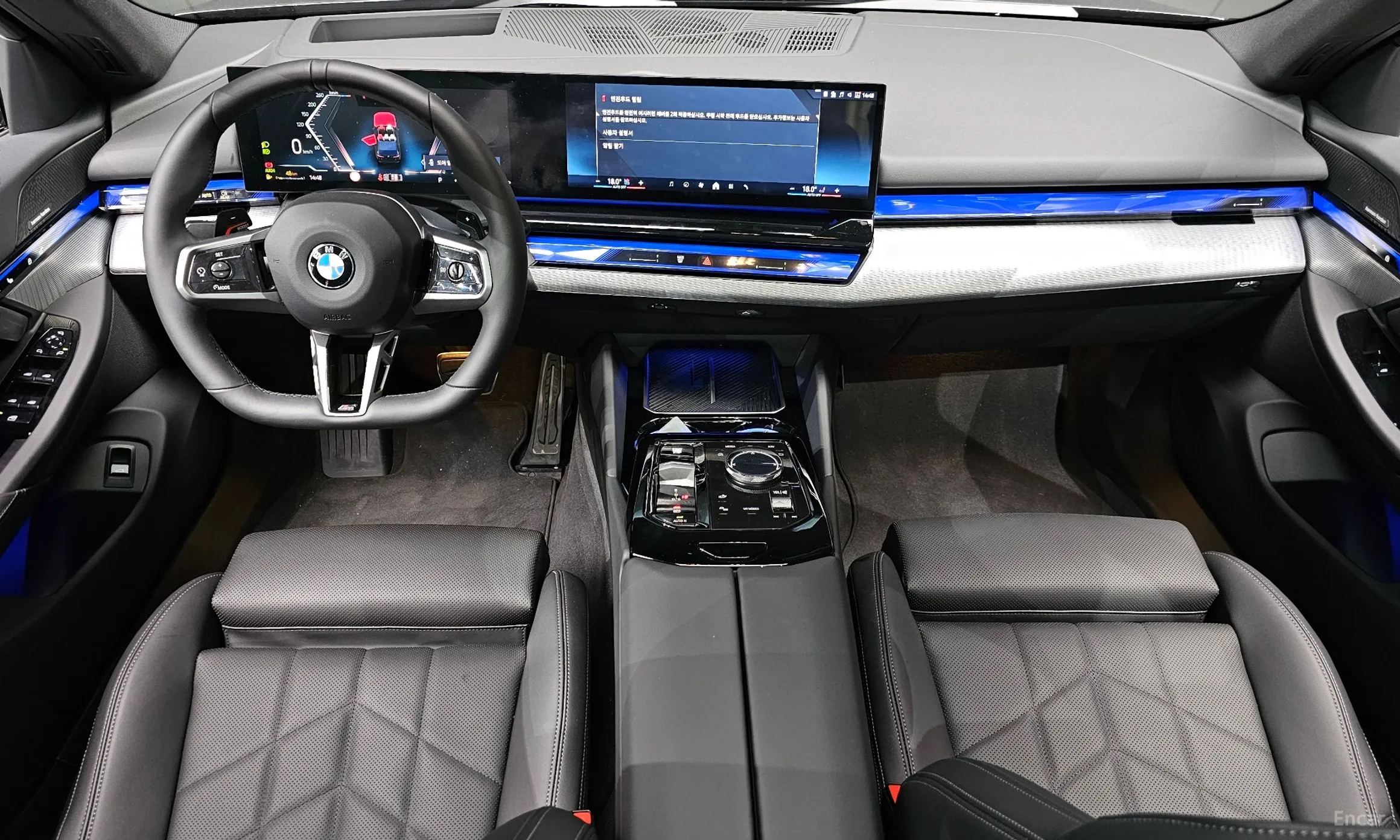 BMW 5 Series (G60) превью 7