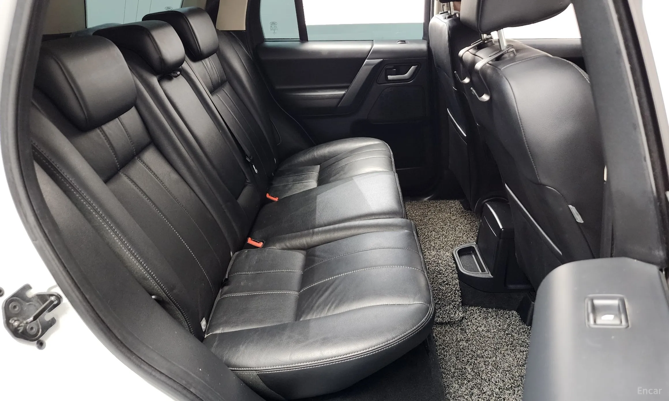 Land Rover Freelander 2 превью 12