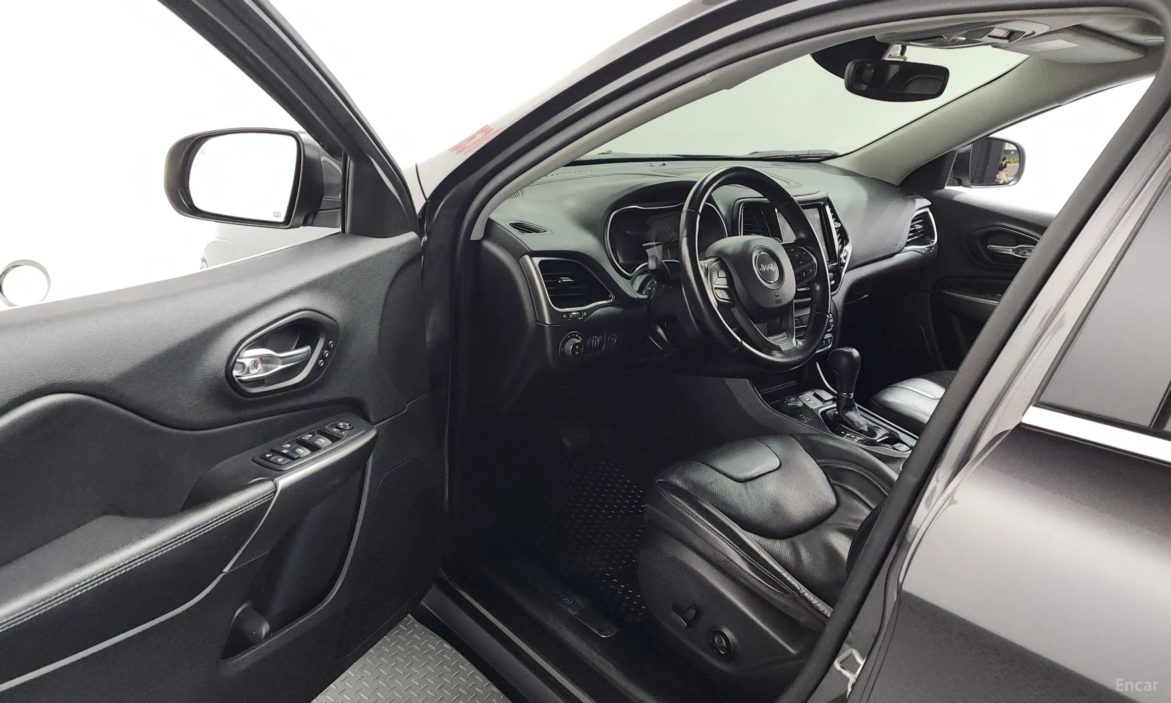 Jeep Cherokee (KL) превью 10