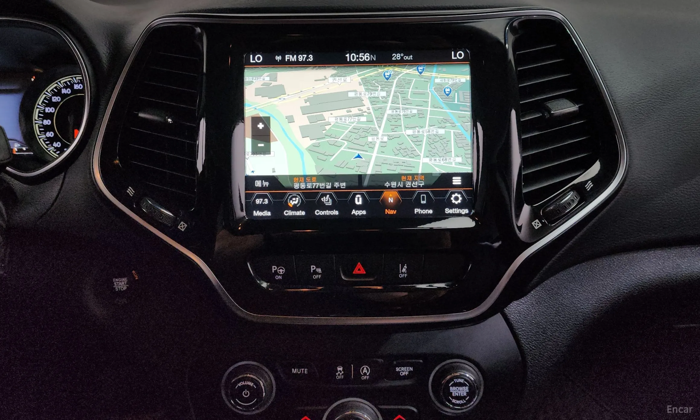 Jeep Cherokee (KL) превью 12