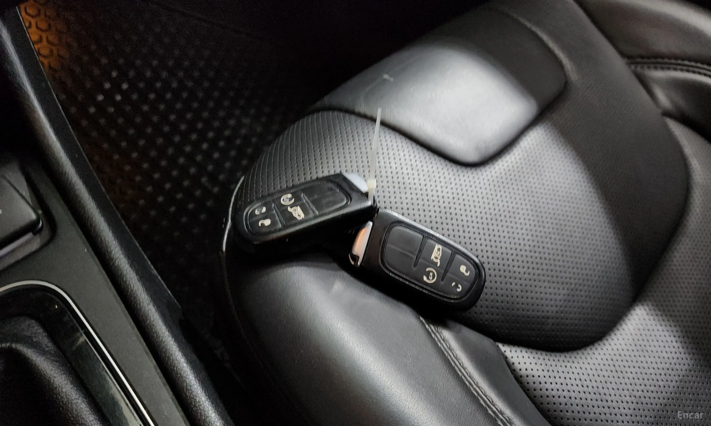Jeep Cherokee (KL) превью 16