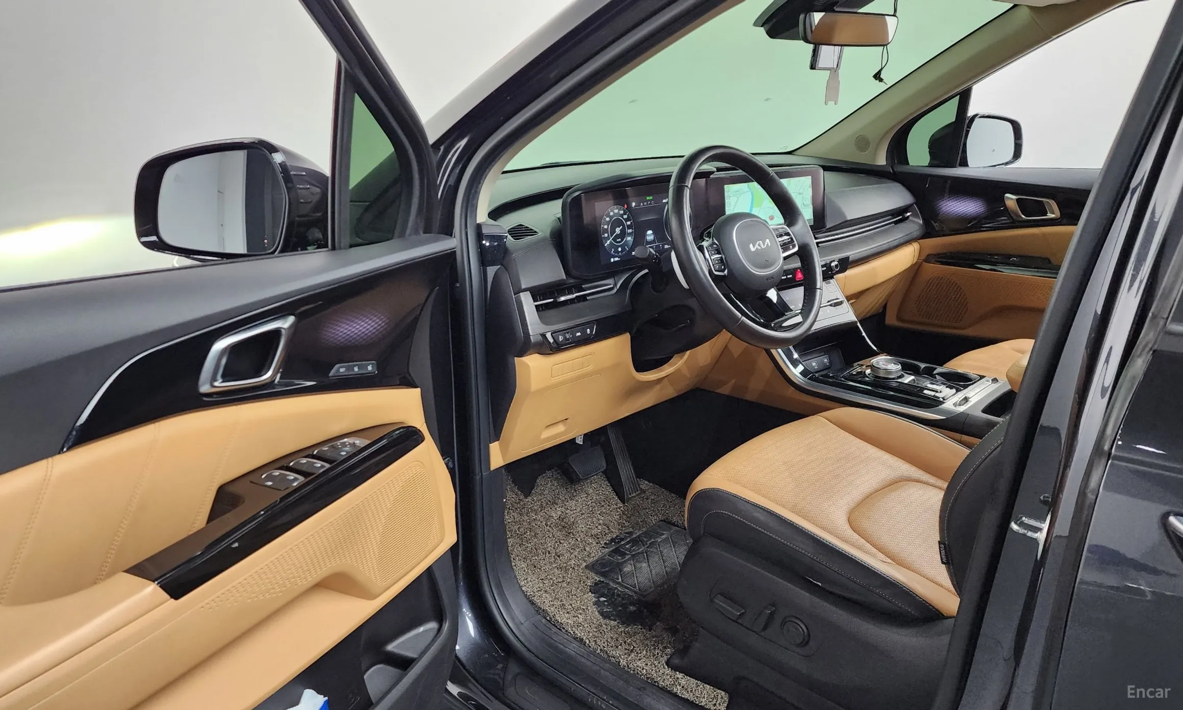 Kia Carnival Gen 4 превью 10