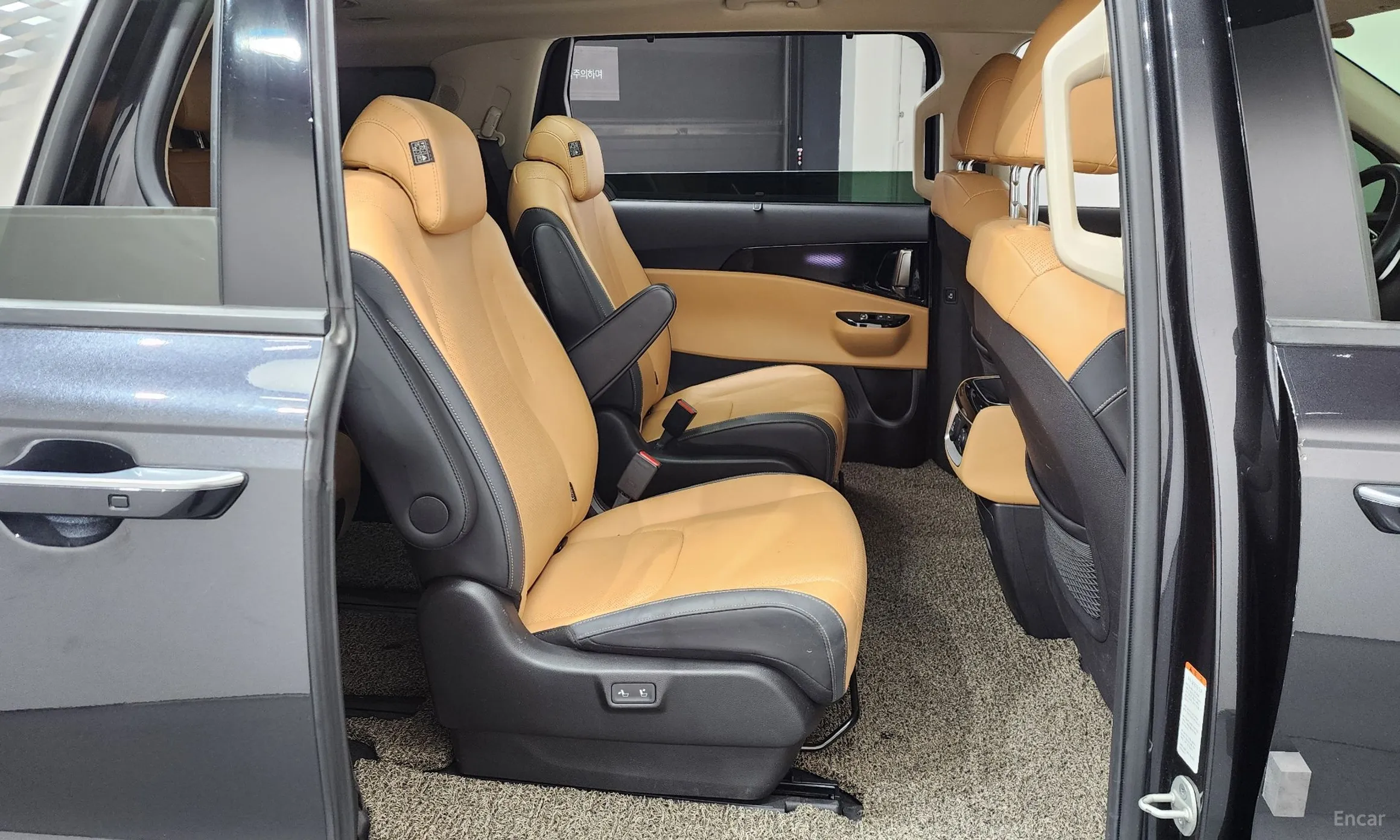 Kia Carnival Gen 4 превью 11