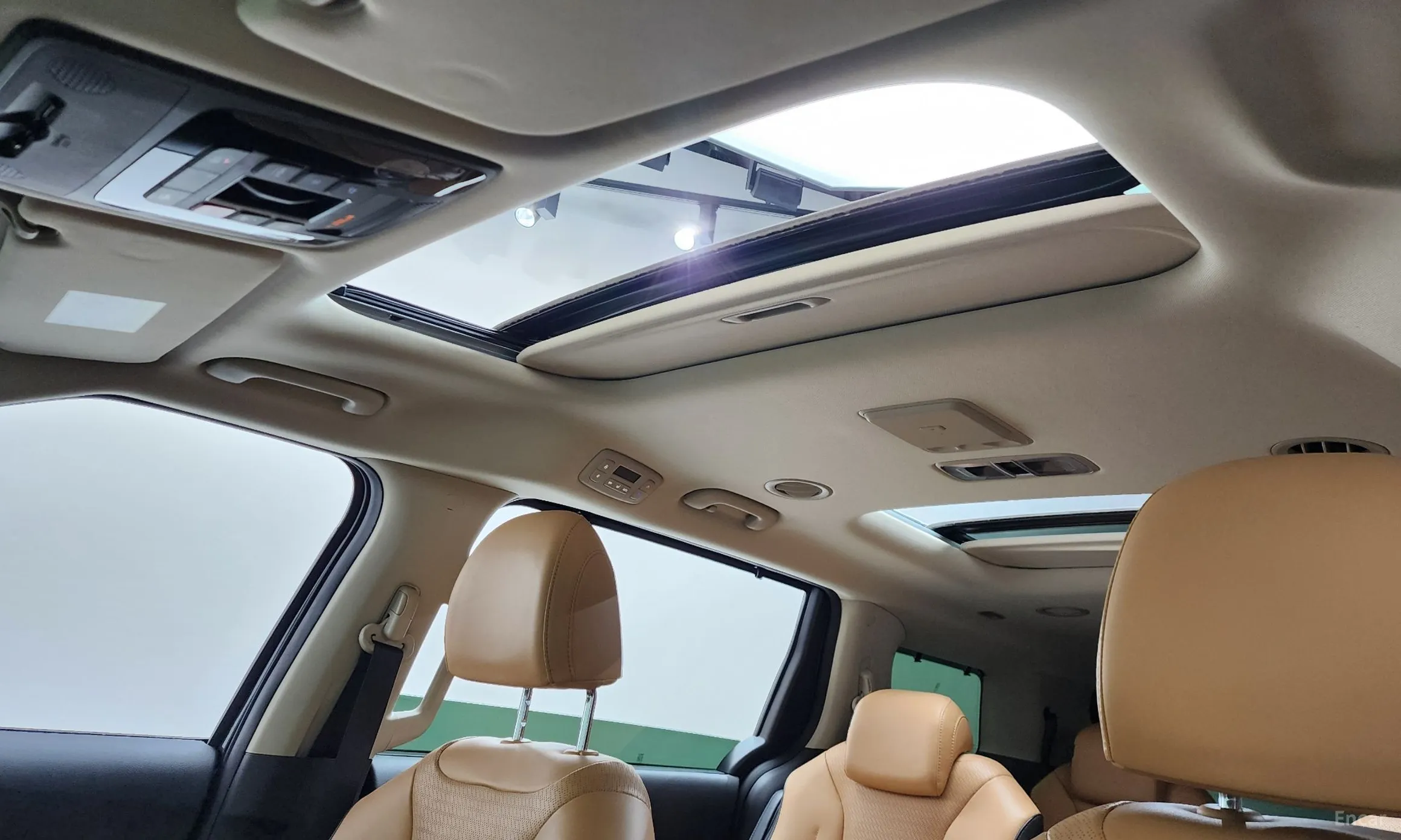 Kia Carnival Gen 4 превью 17