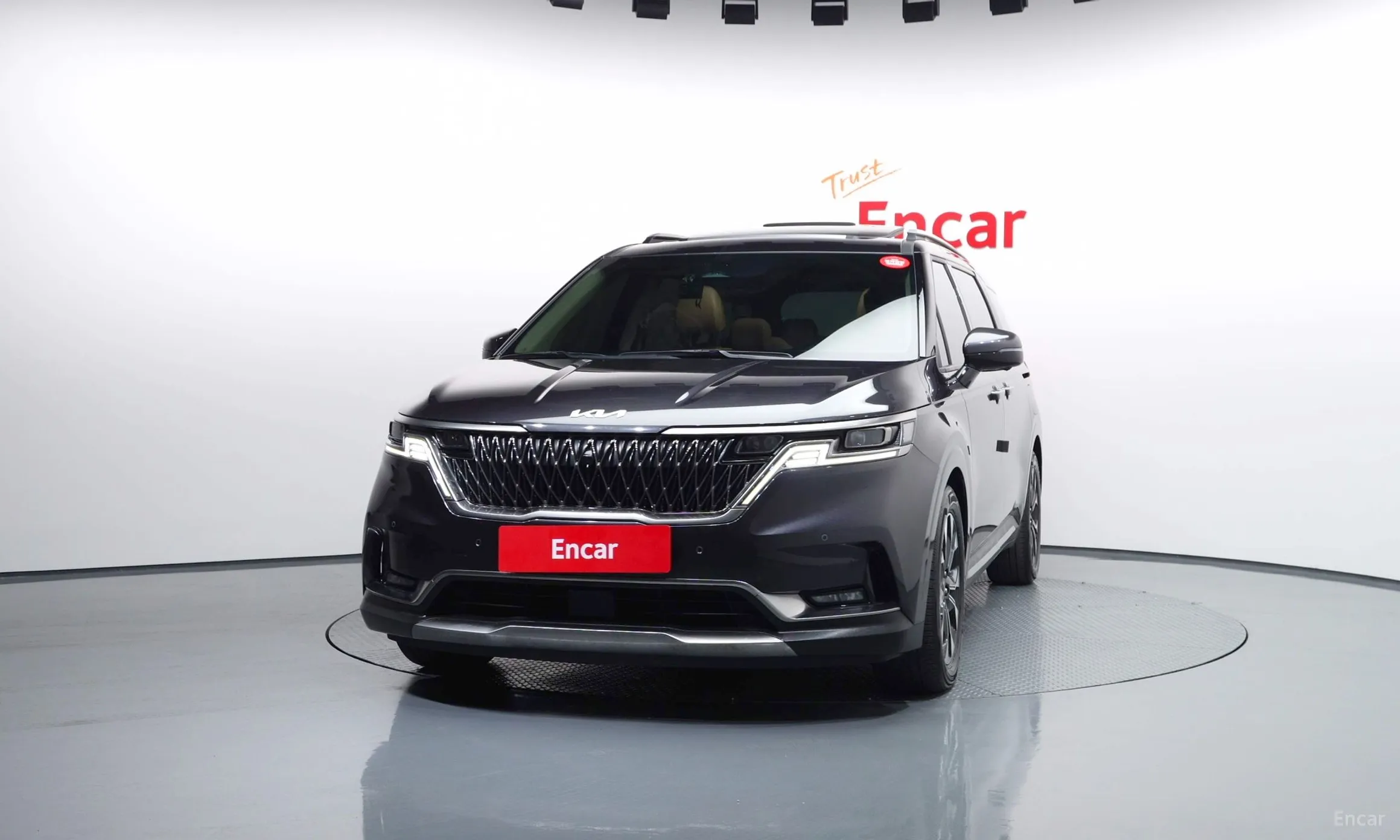 Kia Carnival Gen 4 превью 3