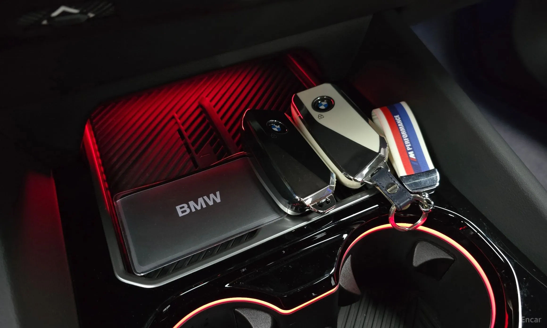 BMW 5 Series (G60) превью 17
