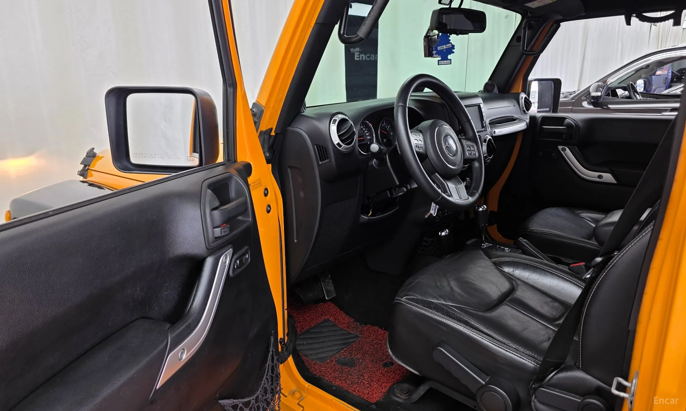 Jeep Wrangler (JK) превью 10