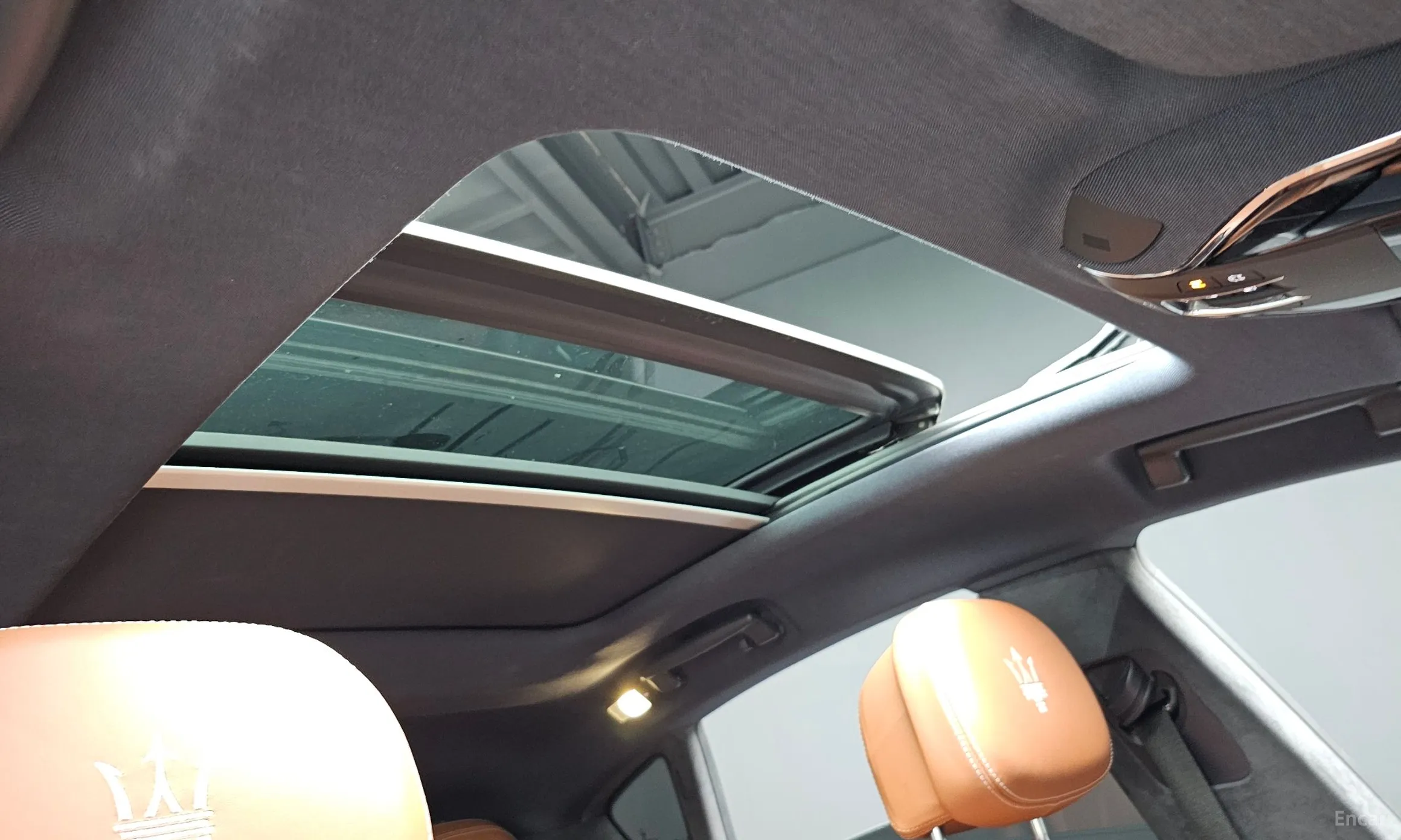 Maserati Levante превью 18