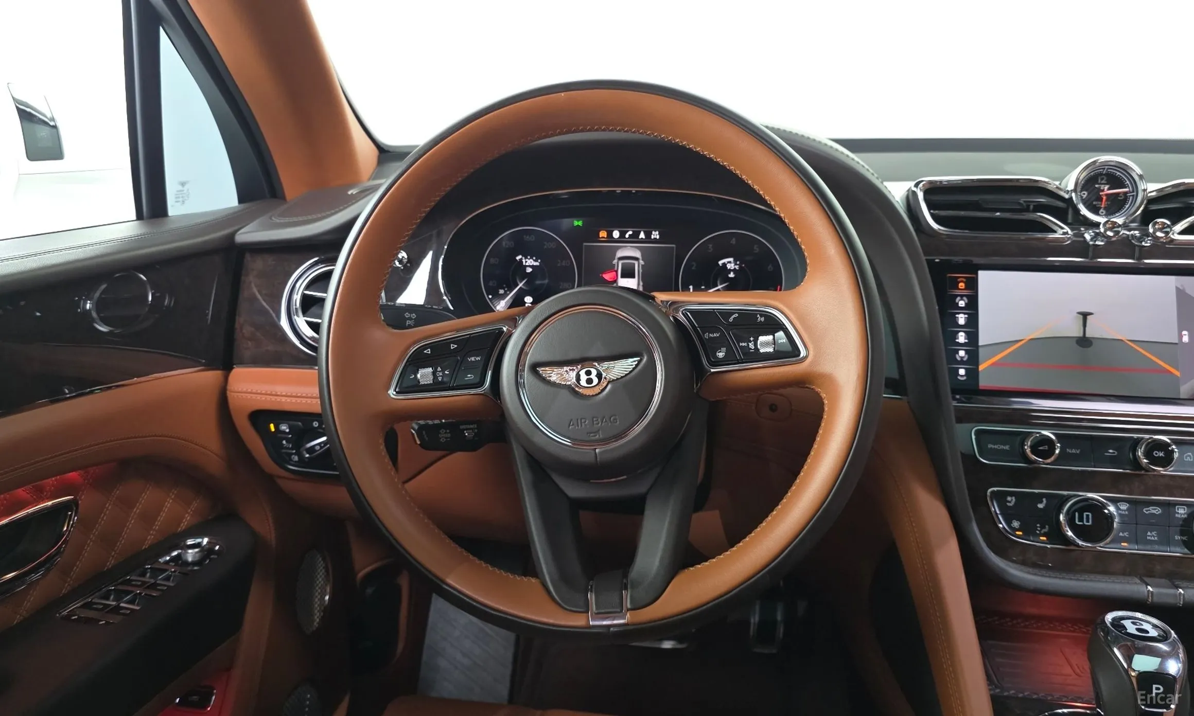 Bentley Bentayga превью 13