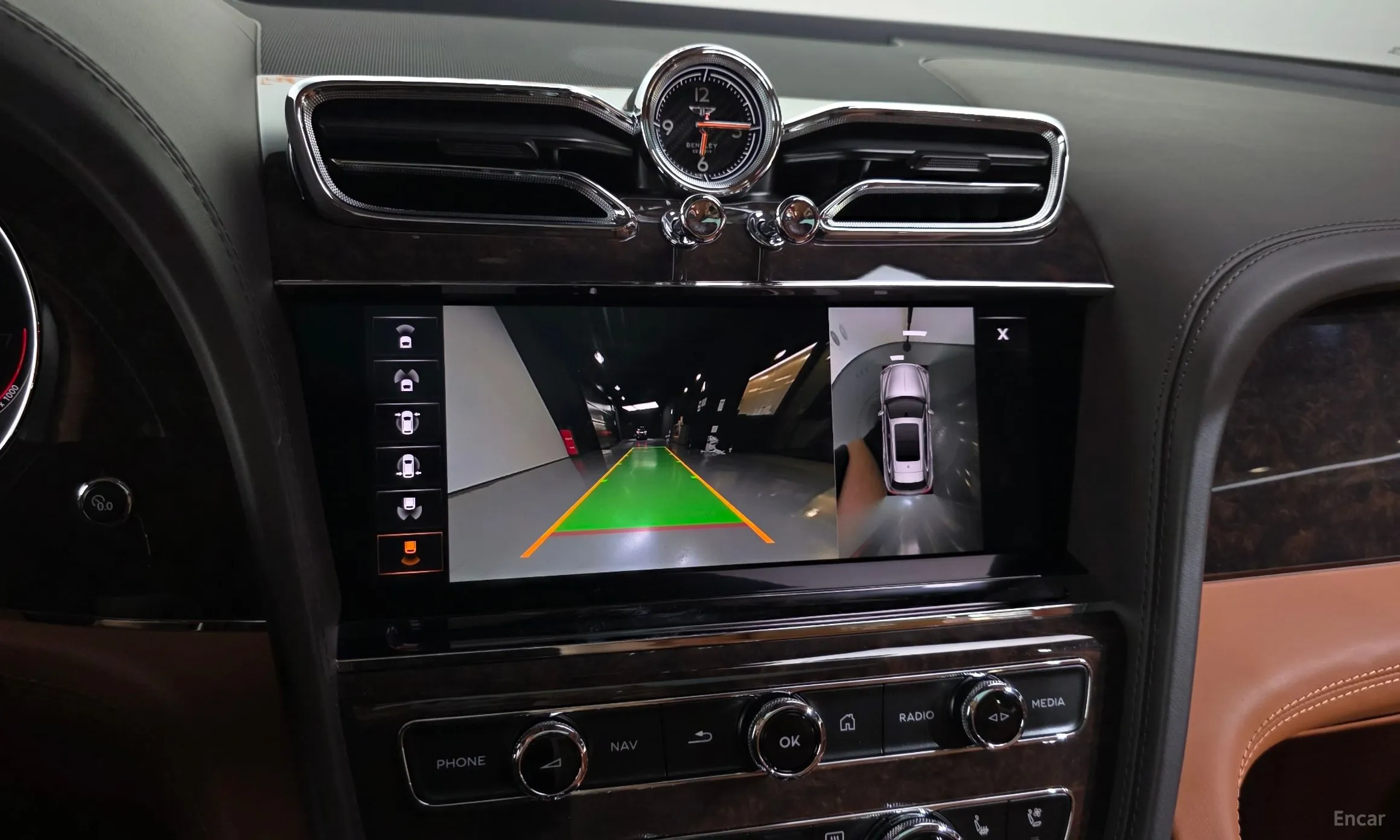 Bentley Bentayga превью 15