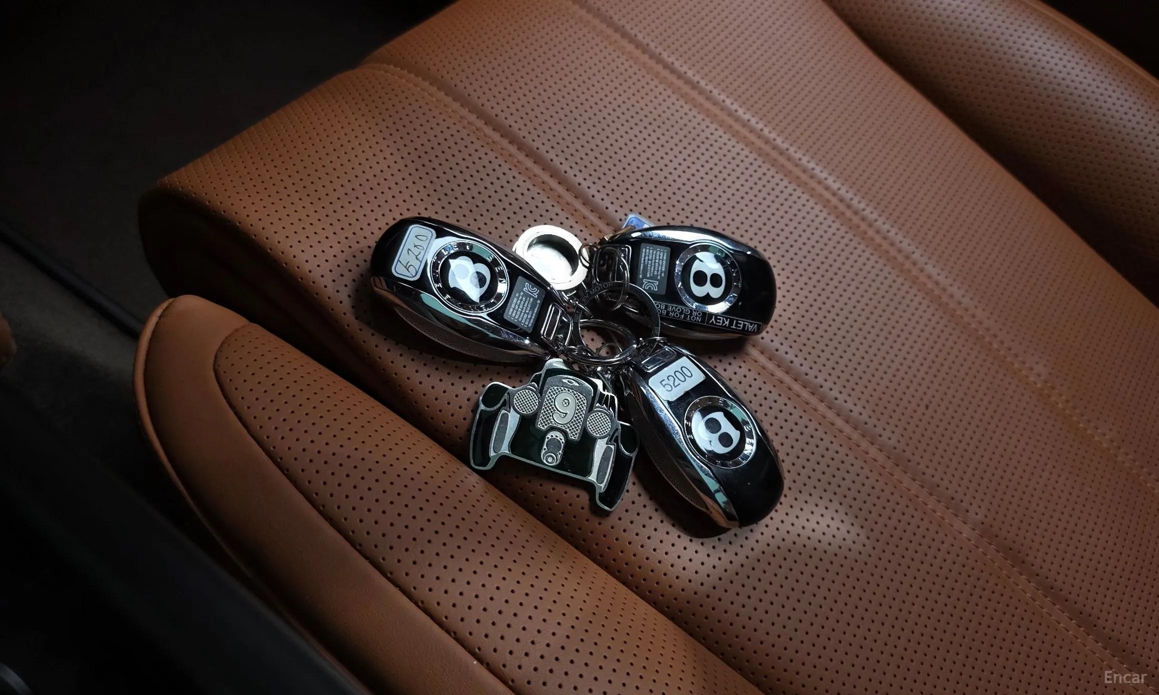 Bentley Bentayga превью 16