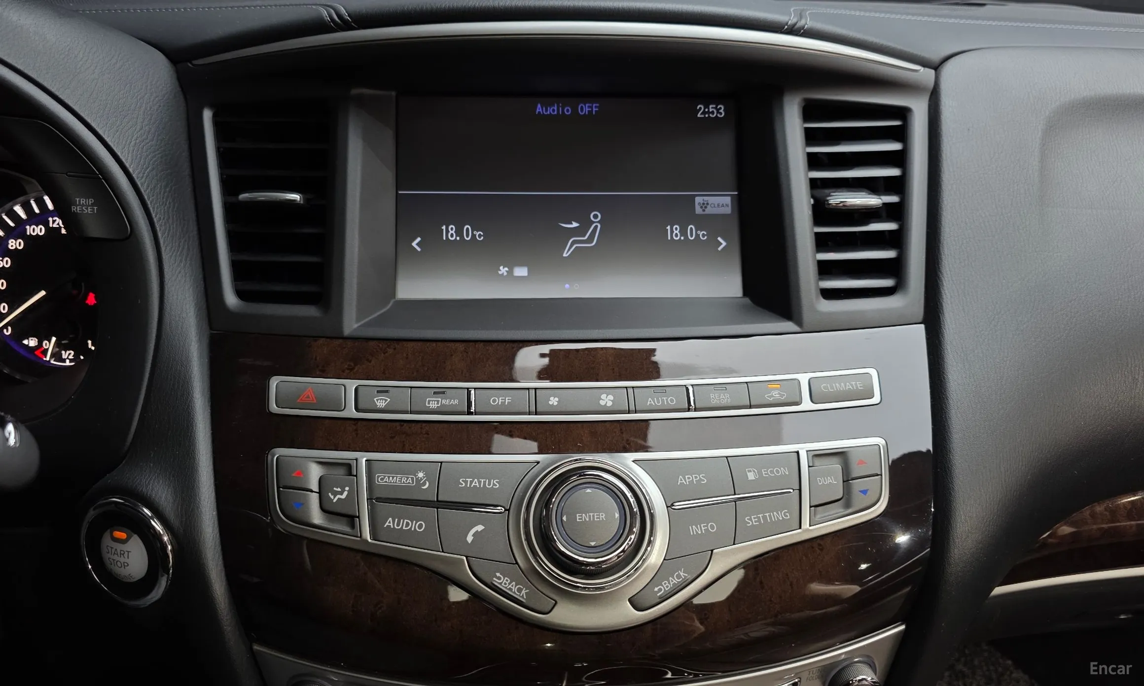 Infiniti QX60 превью 18