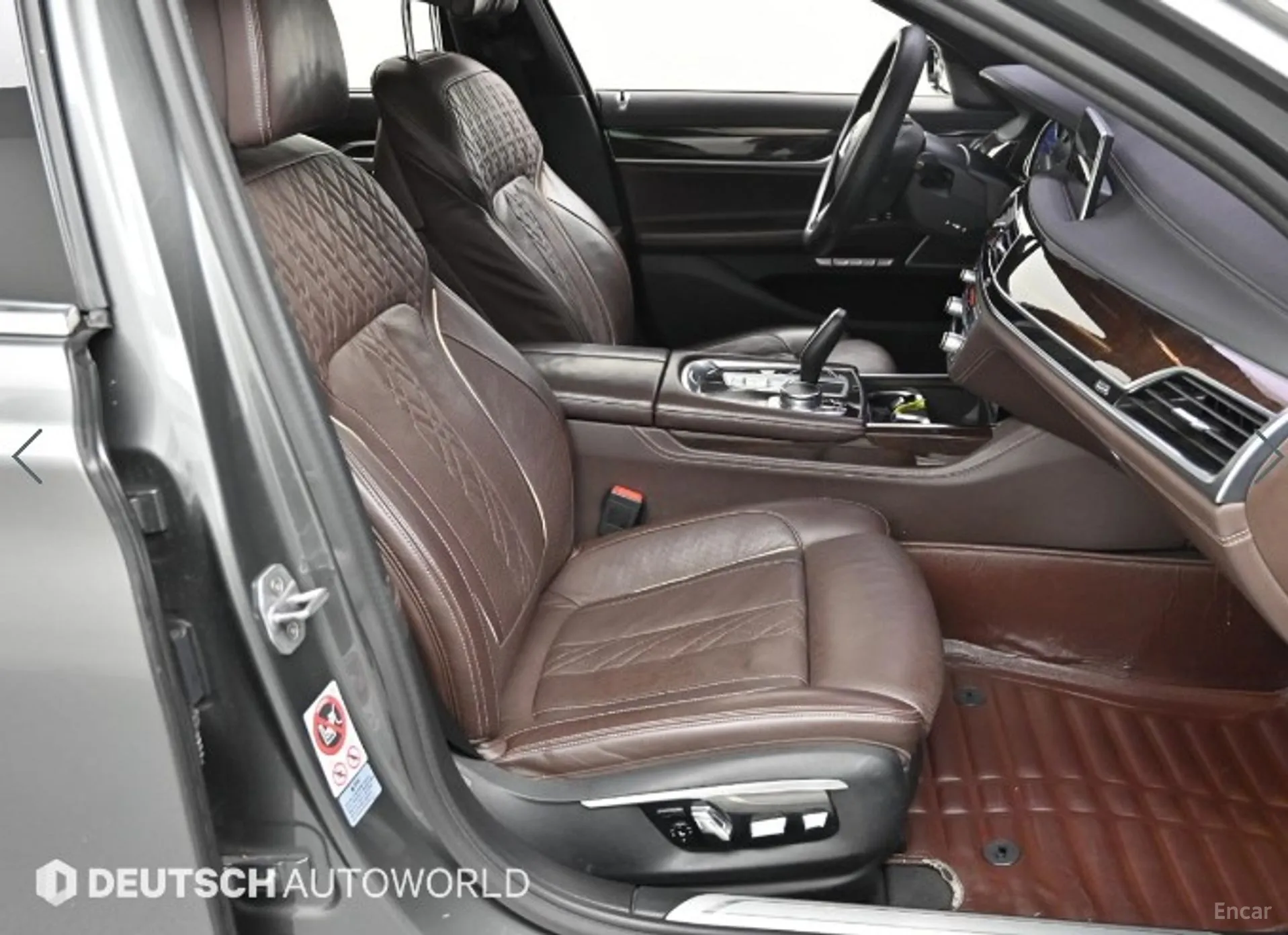 BMW 7 Series (G11) превью 10