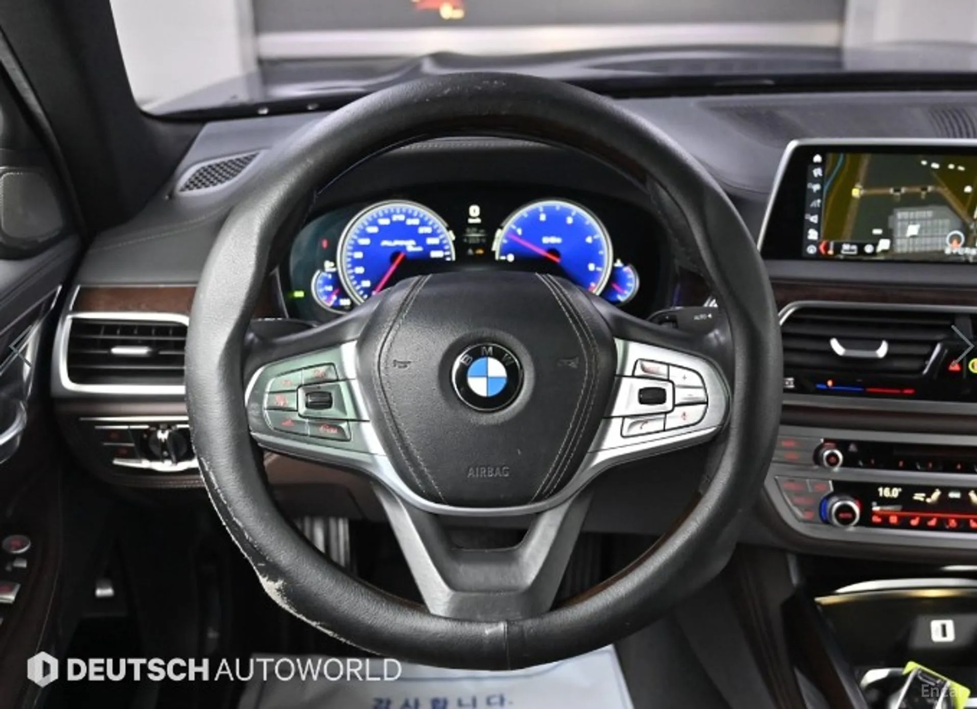 BMW 7 Series (G11) превью 13