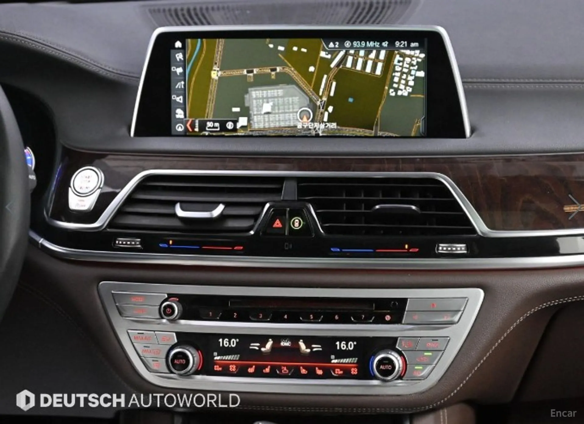 BMW 7 Series (G11) превью 14