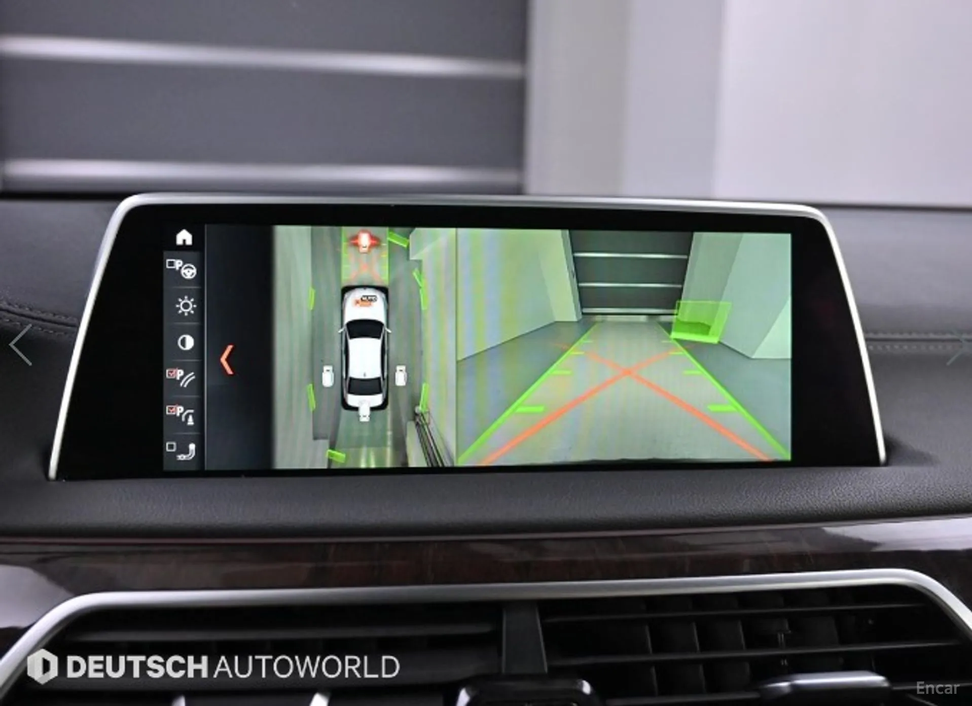 BMW 7 Series (G11) превью 15