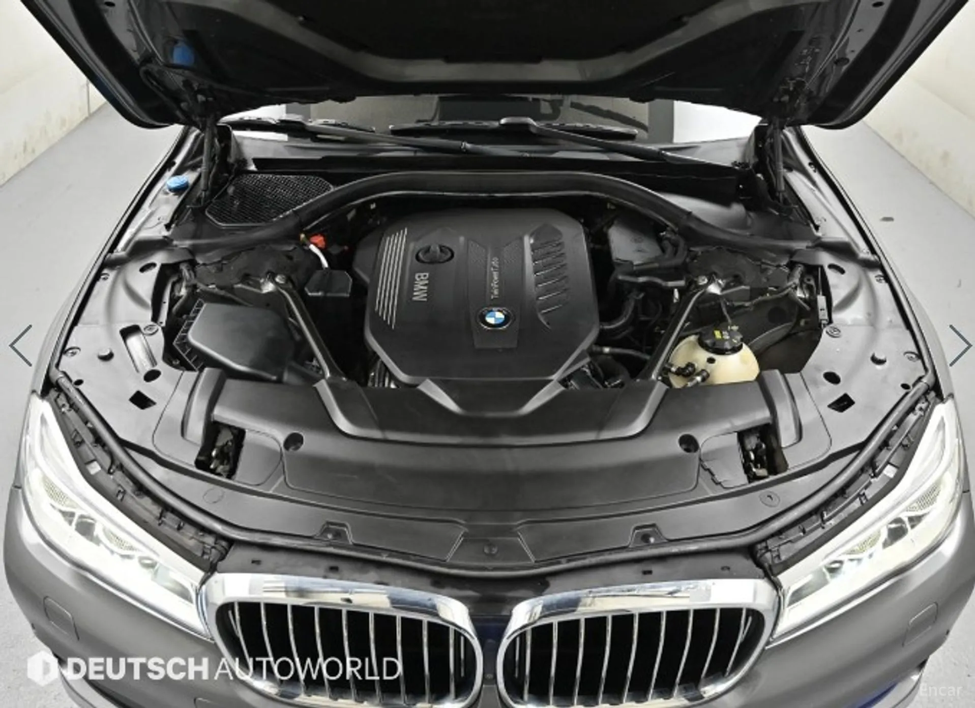 BMW 7 Series (G11) превью 6