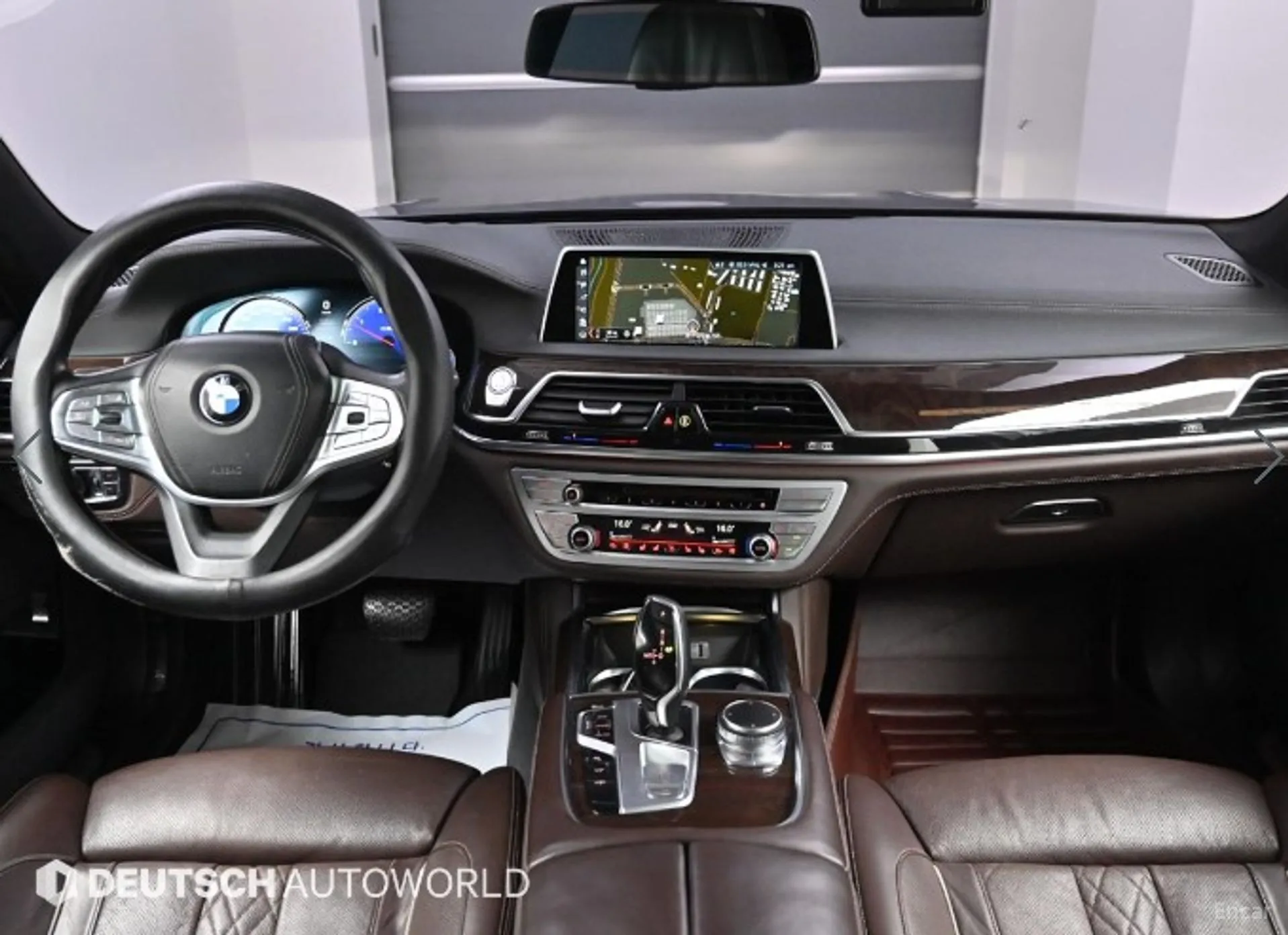 BMW 7 Series (G11) превью 7