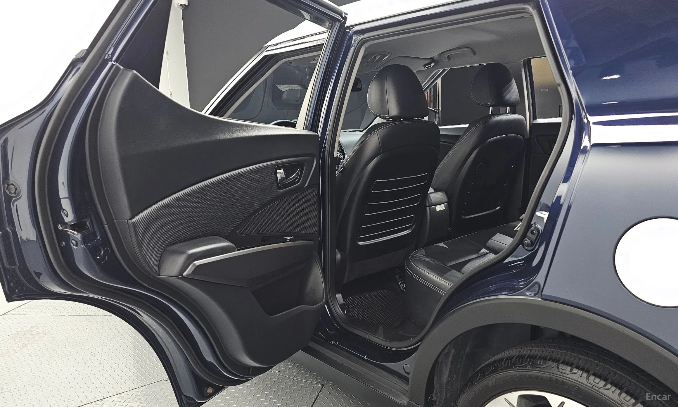 KG Mobility (SsangYong) Tivoli, Lazio превью 11